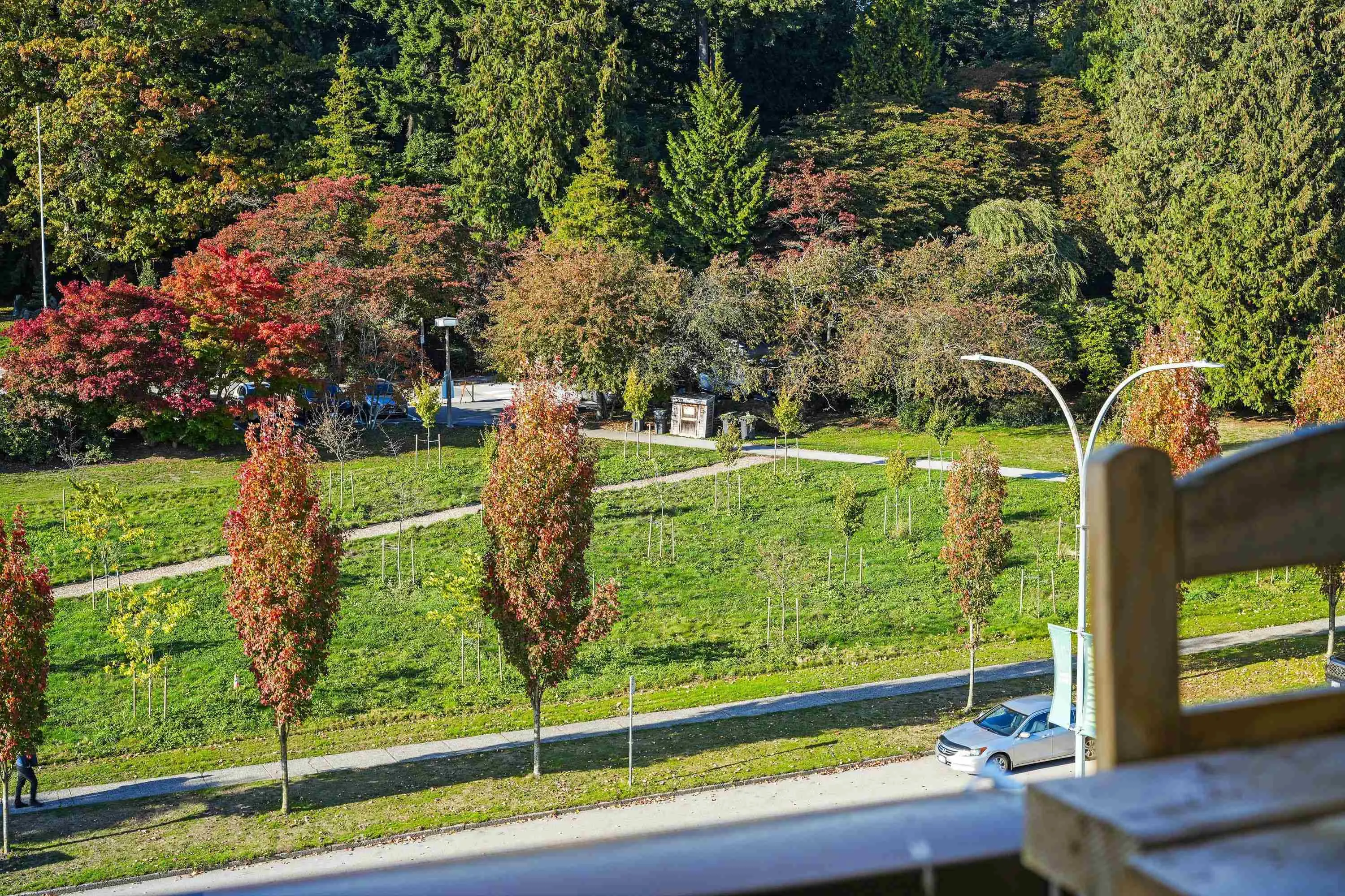 607 500 Royal Avenue