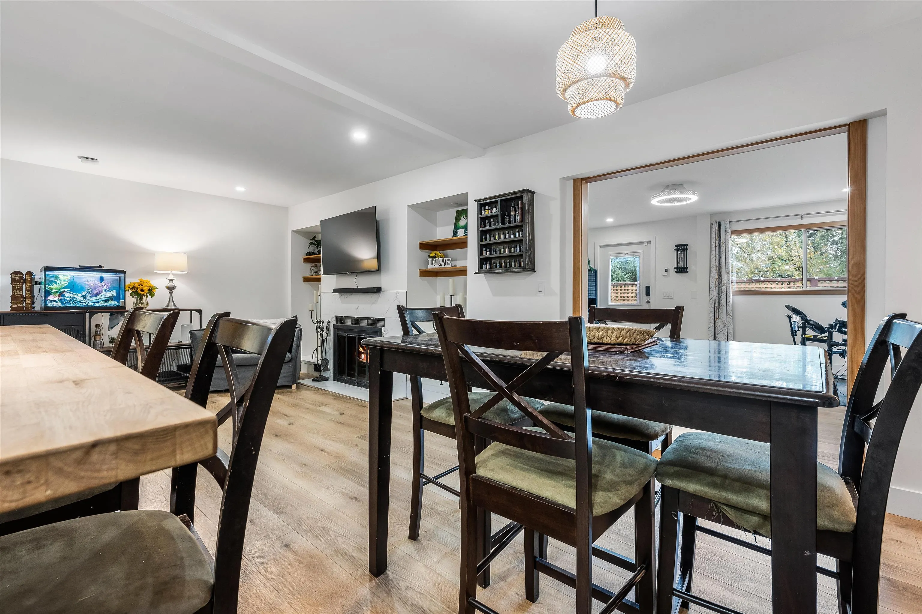 8542 Mccutcheon Avenue