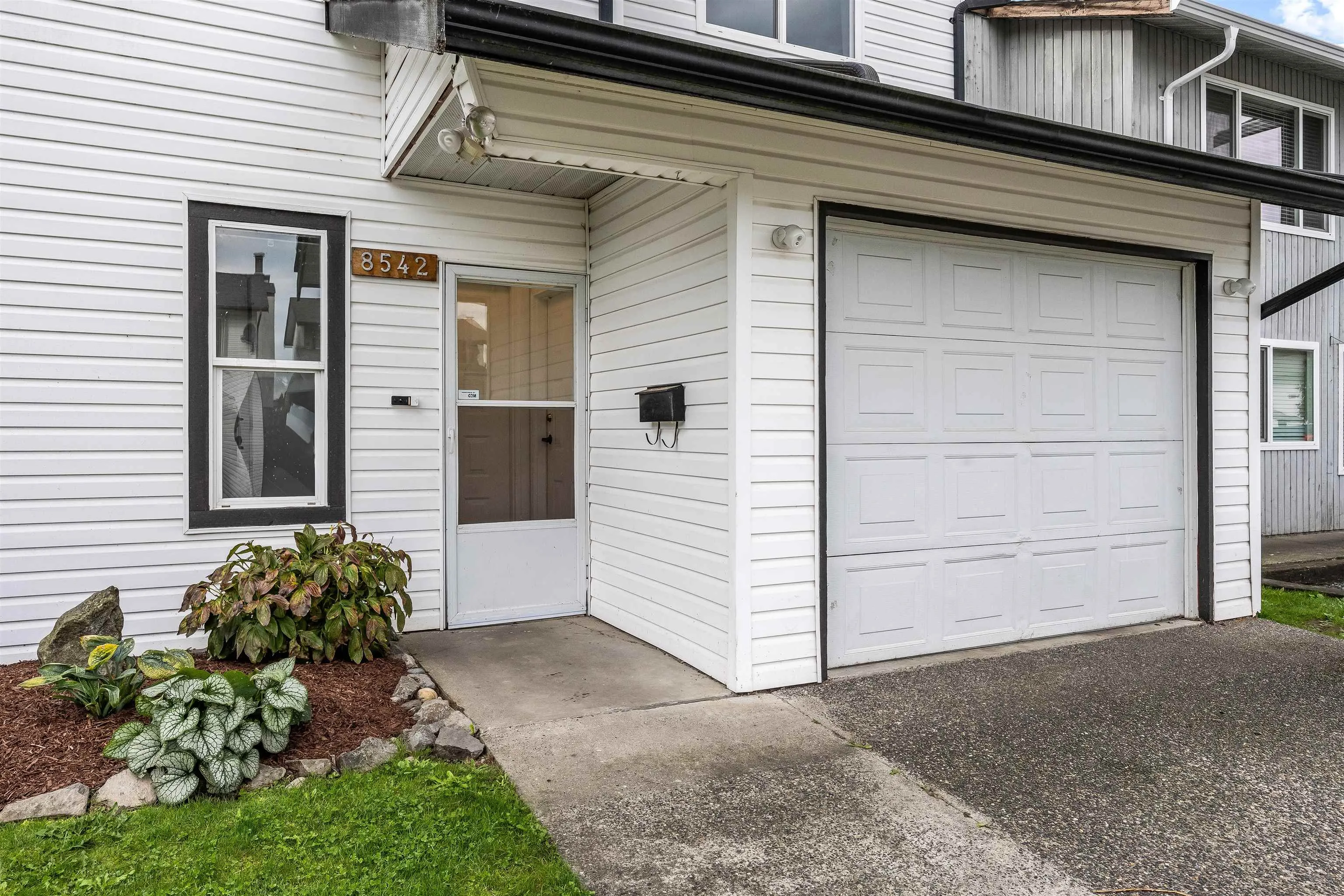 8542 Mccutcheon Avenue