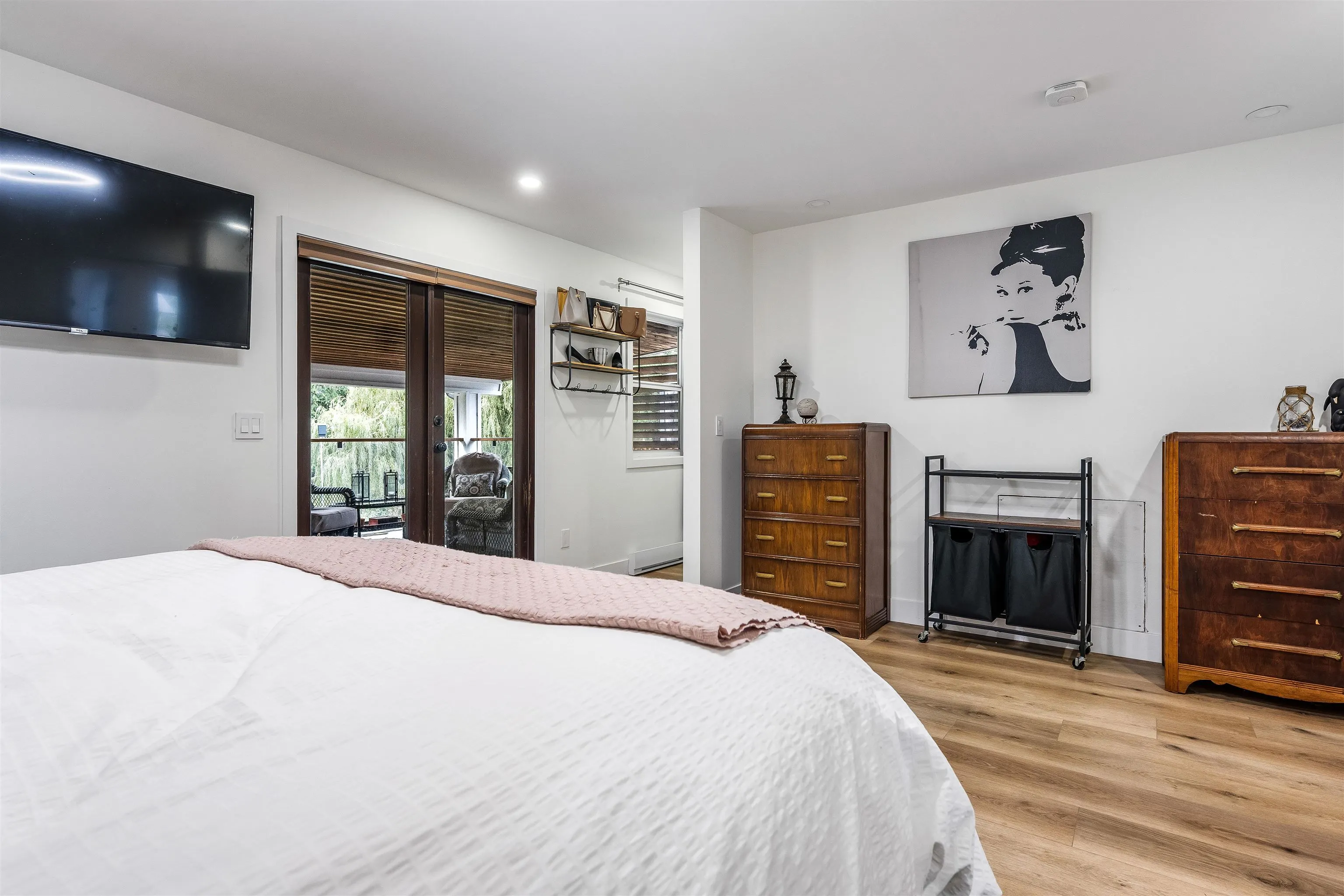 8542 Mccutcheon Avenue