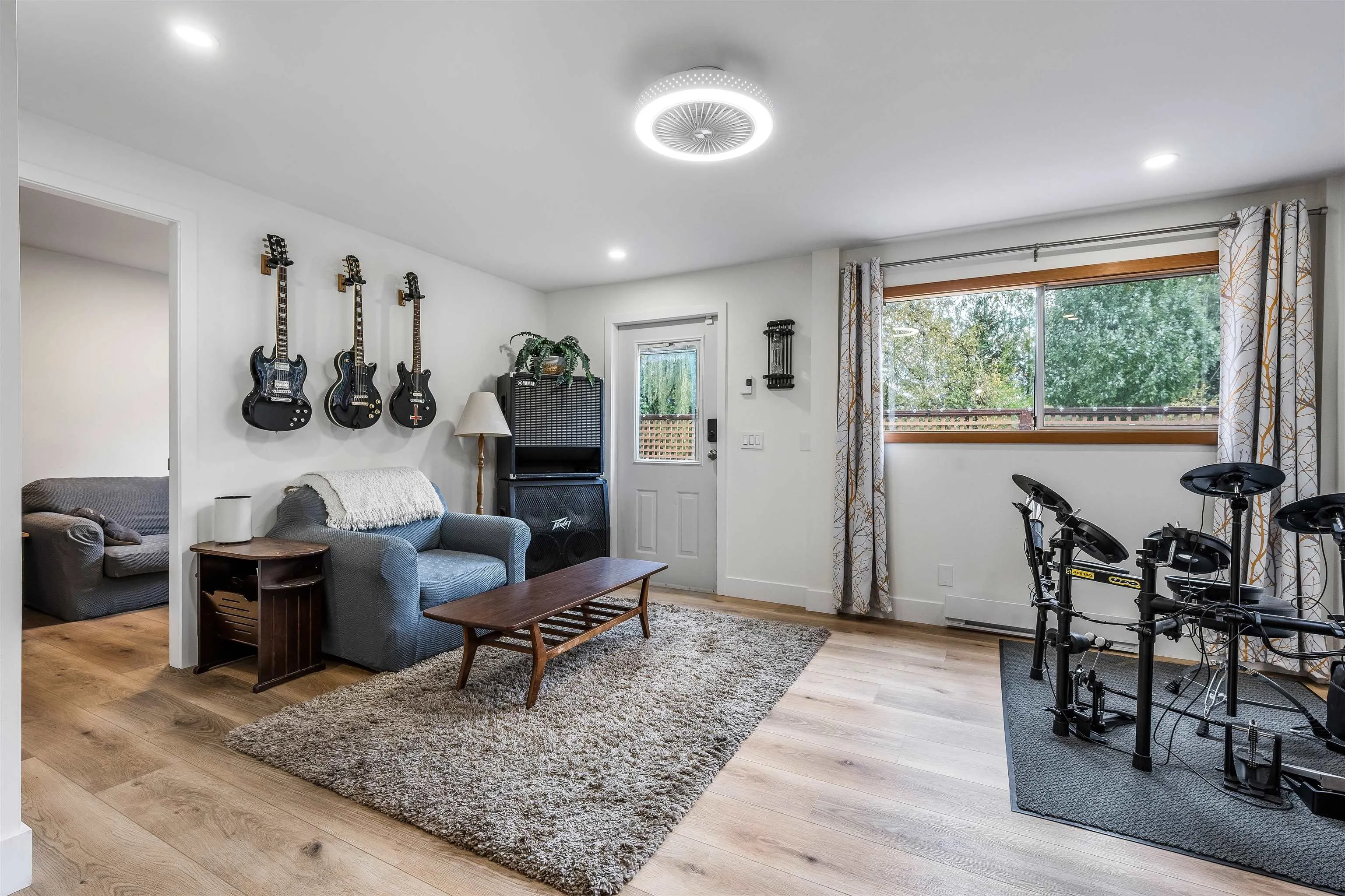 8542 Mccutcheon Avenue