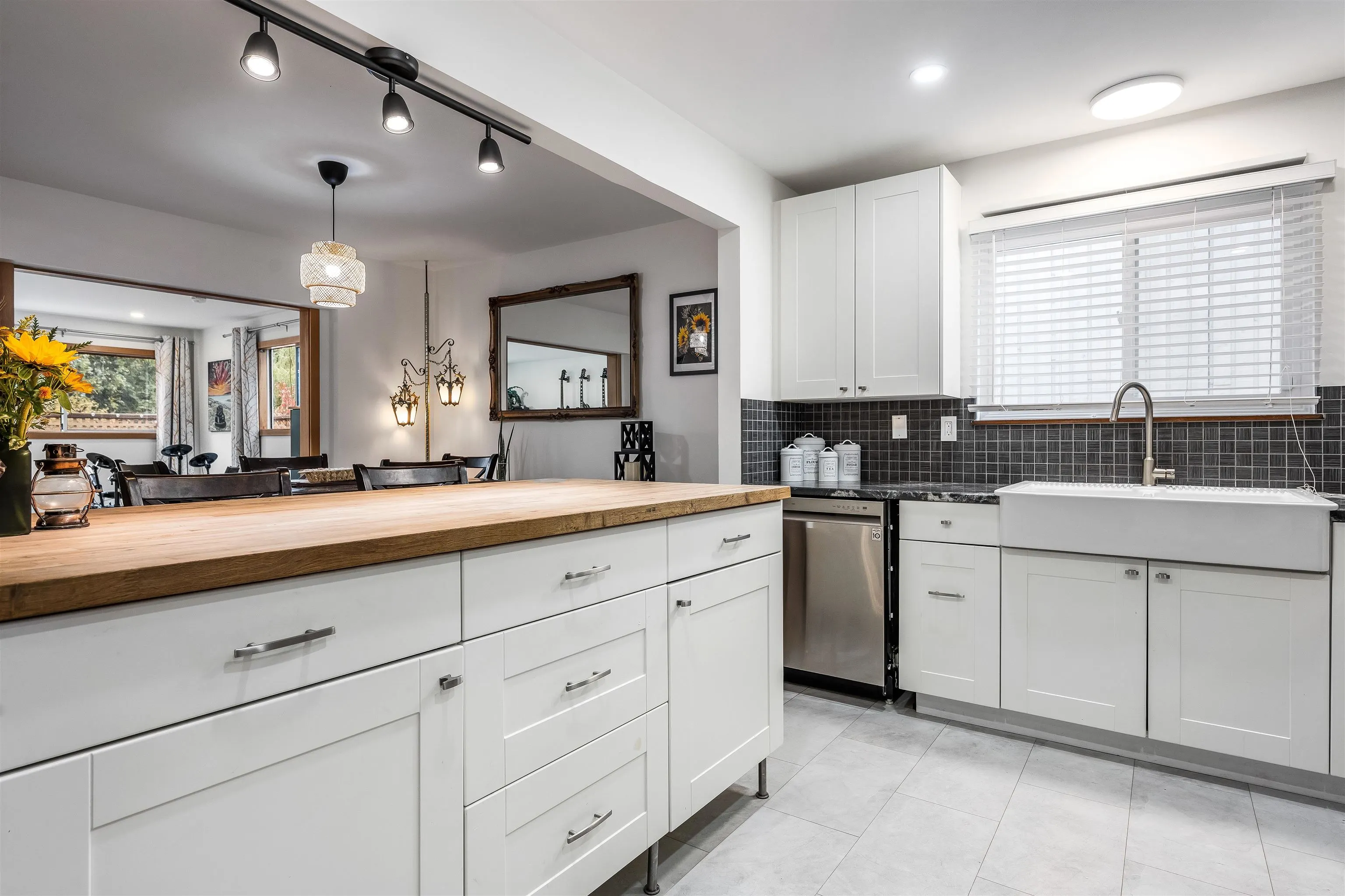 8542 Mccutcheon Avenue