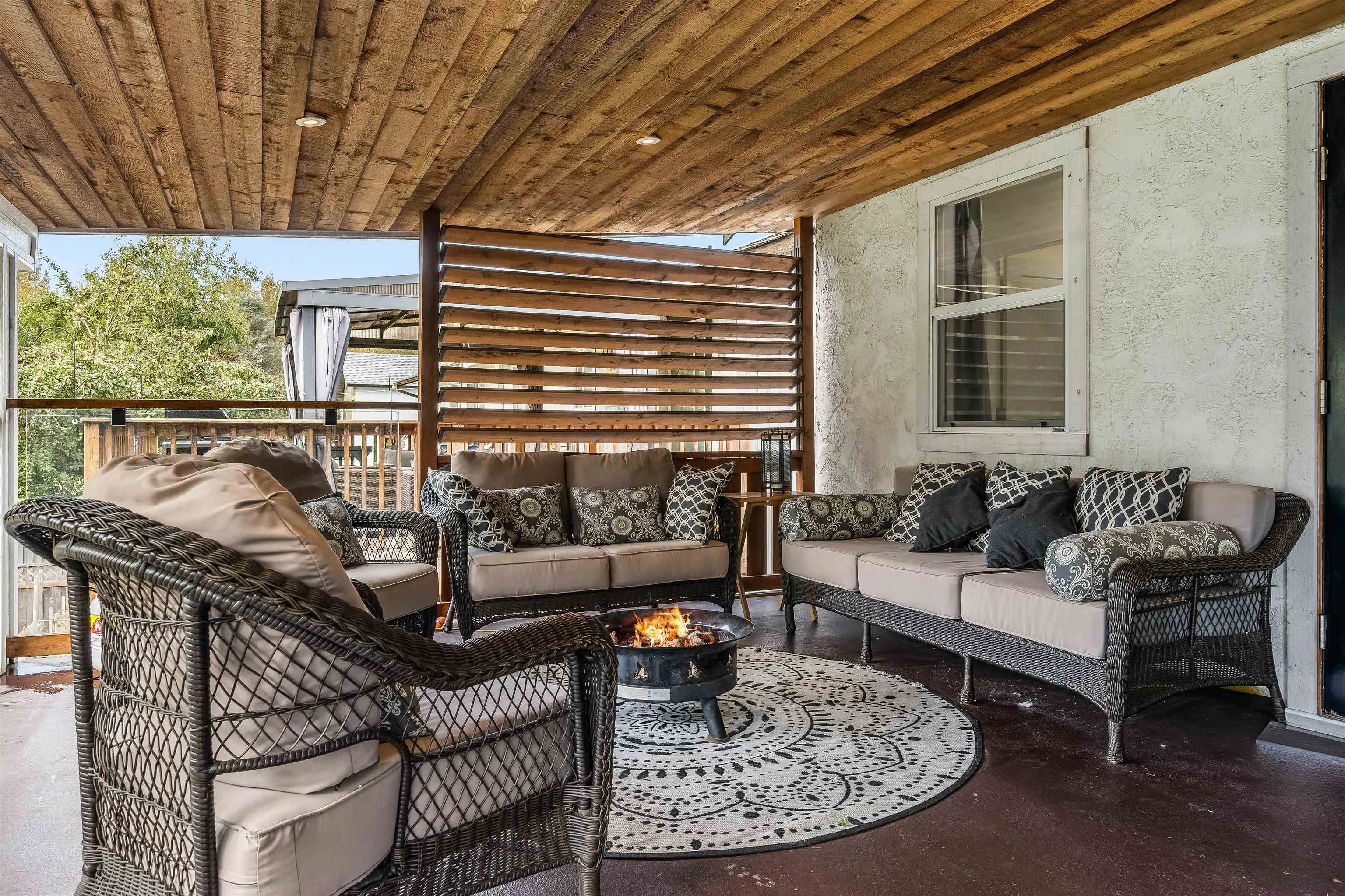 8542 Mccutcheon Avenue