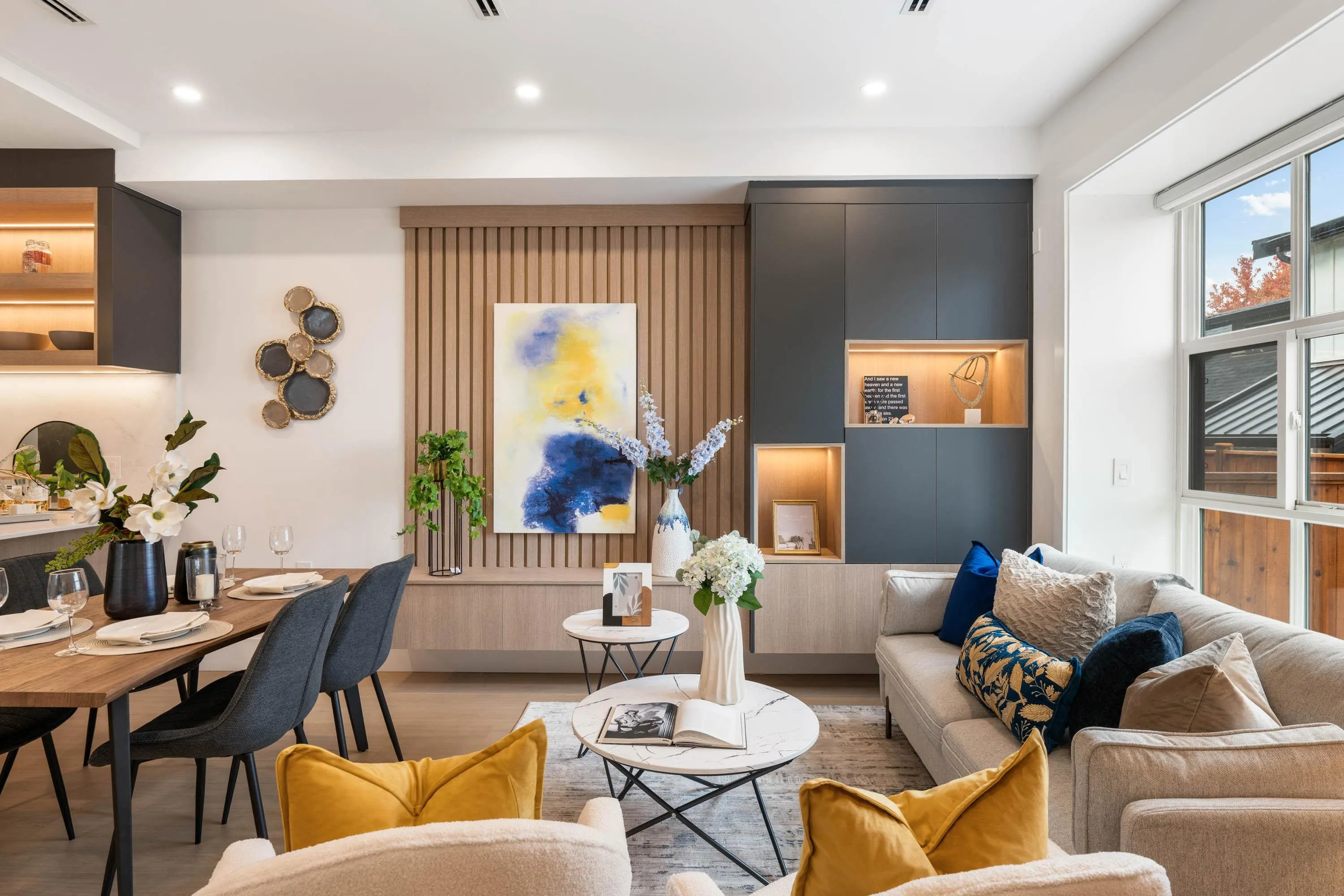 3 3065 Charles Street