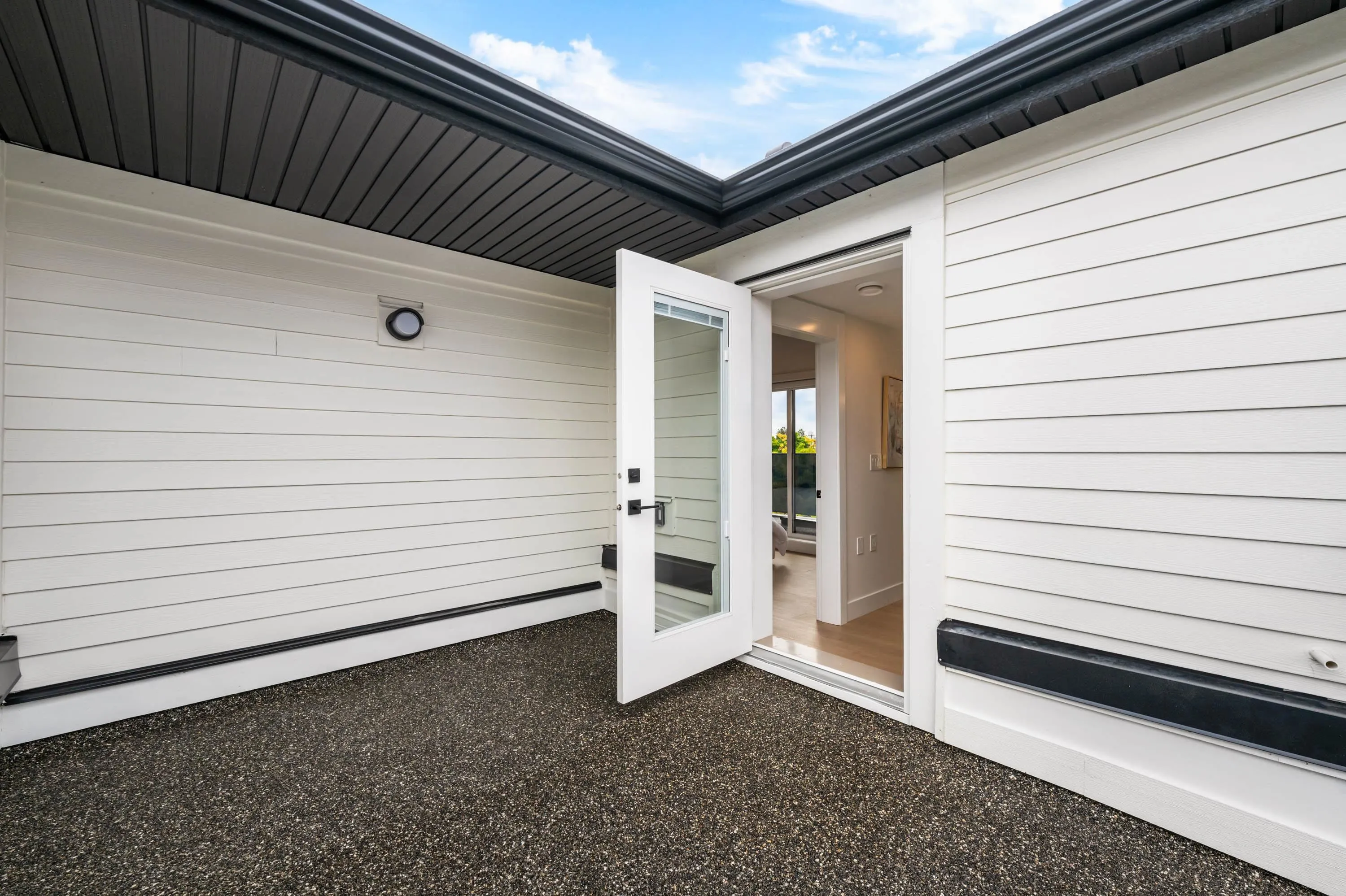 1 3065 Charles Street