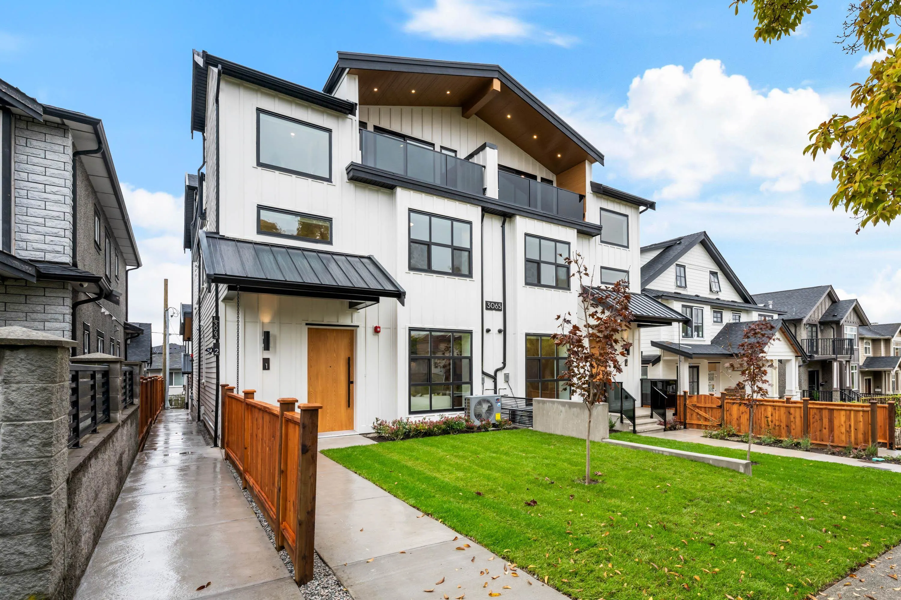 1 3065 Charles Street