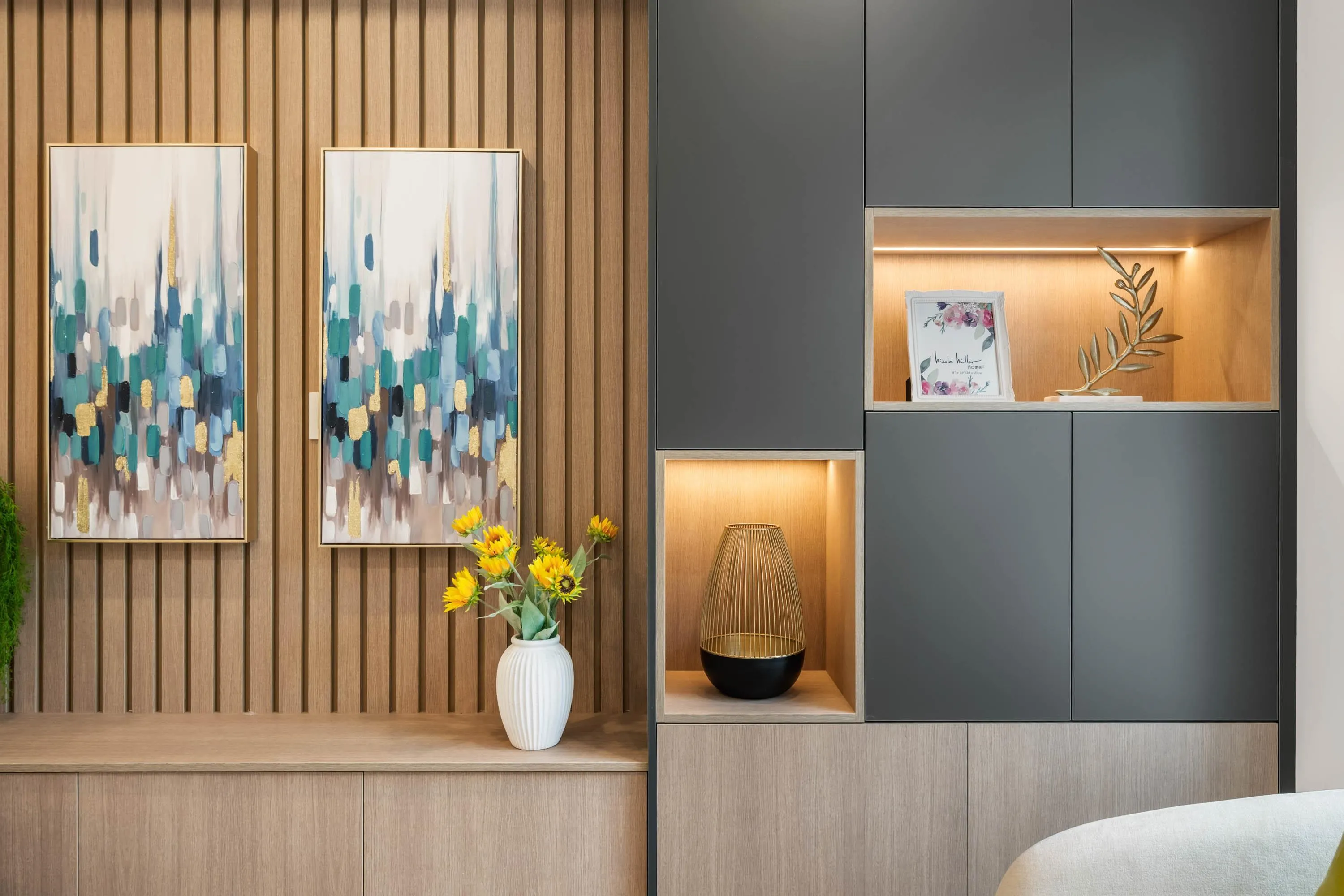 1 3065 Charles Street