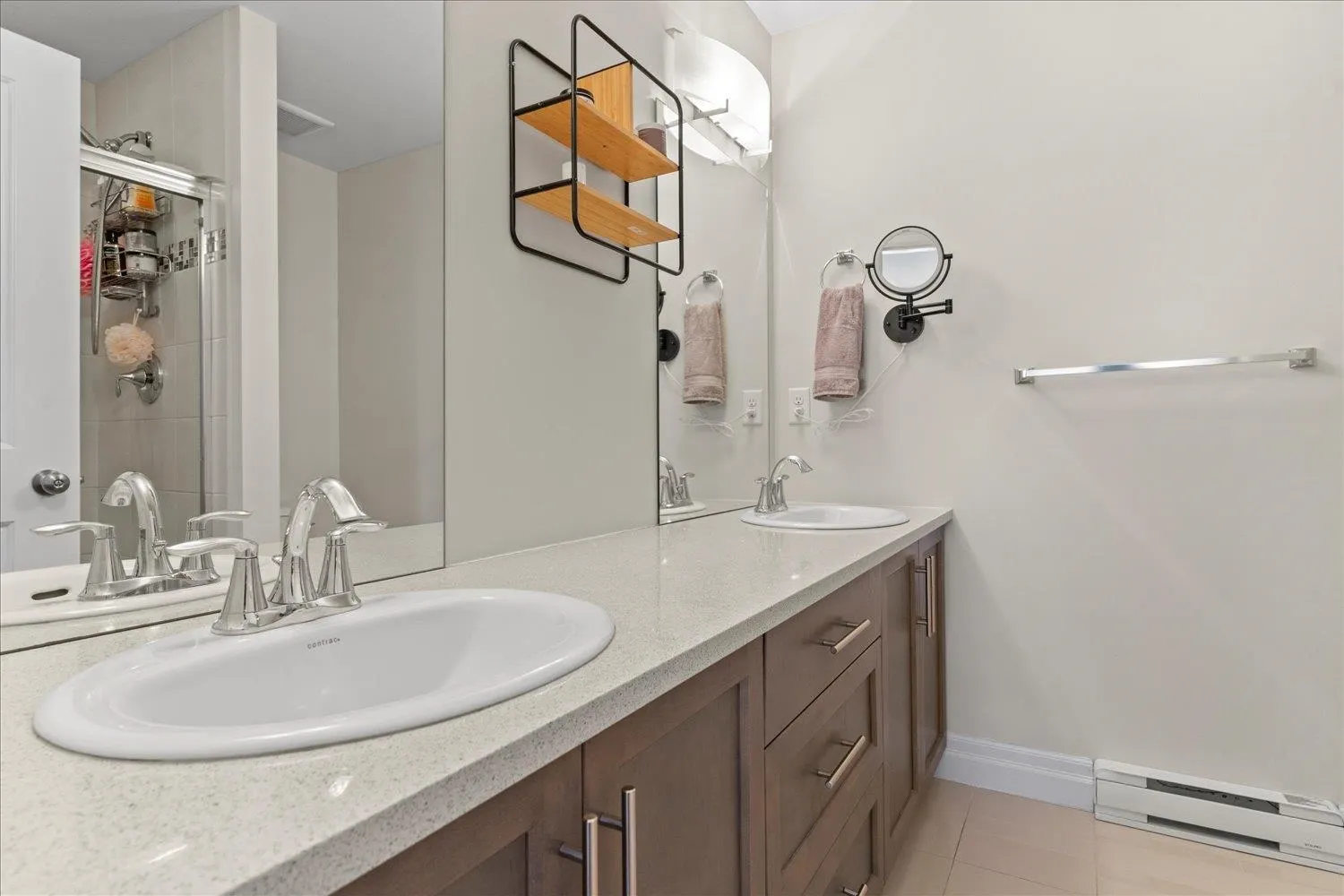 62 6026 Lindeman Street