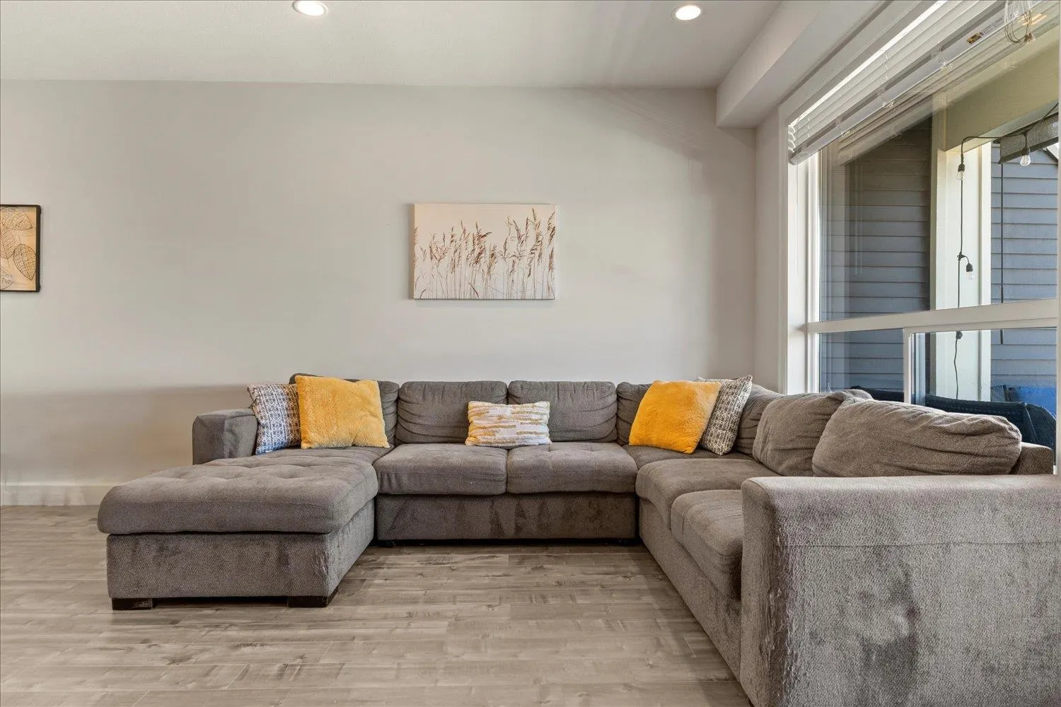 62 6026 Lindeman Street