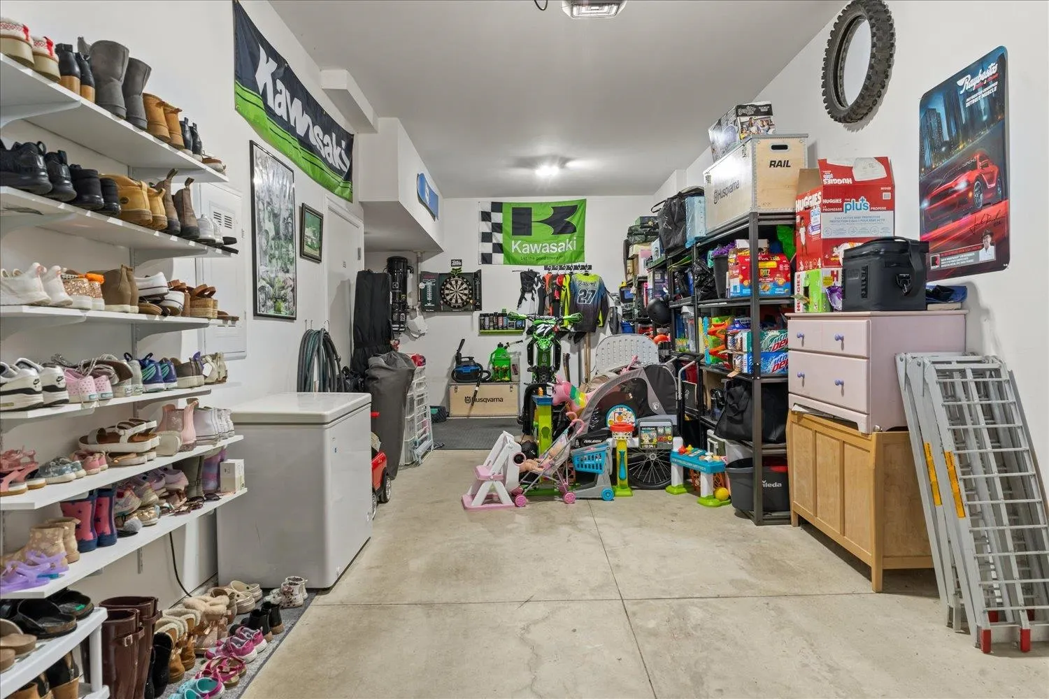 62 6026 Lindeman Street