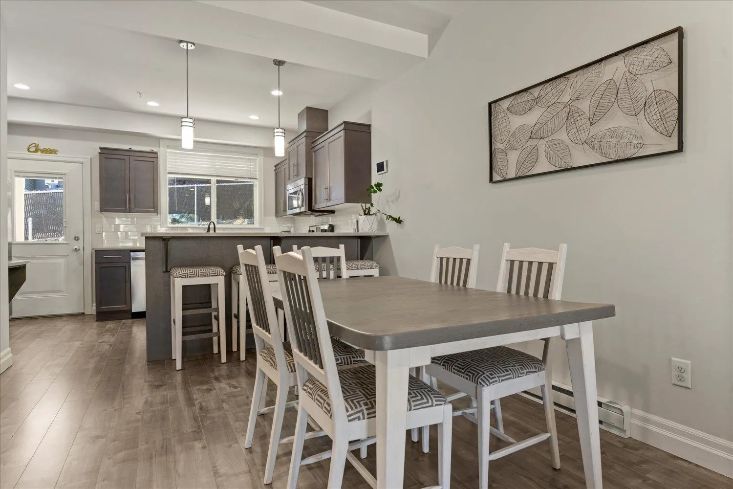 62 6026 Lindeman Street