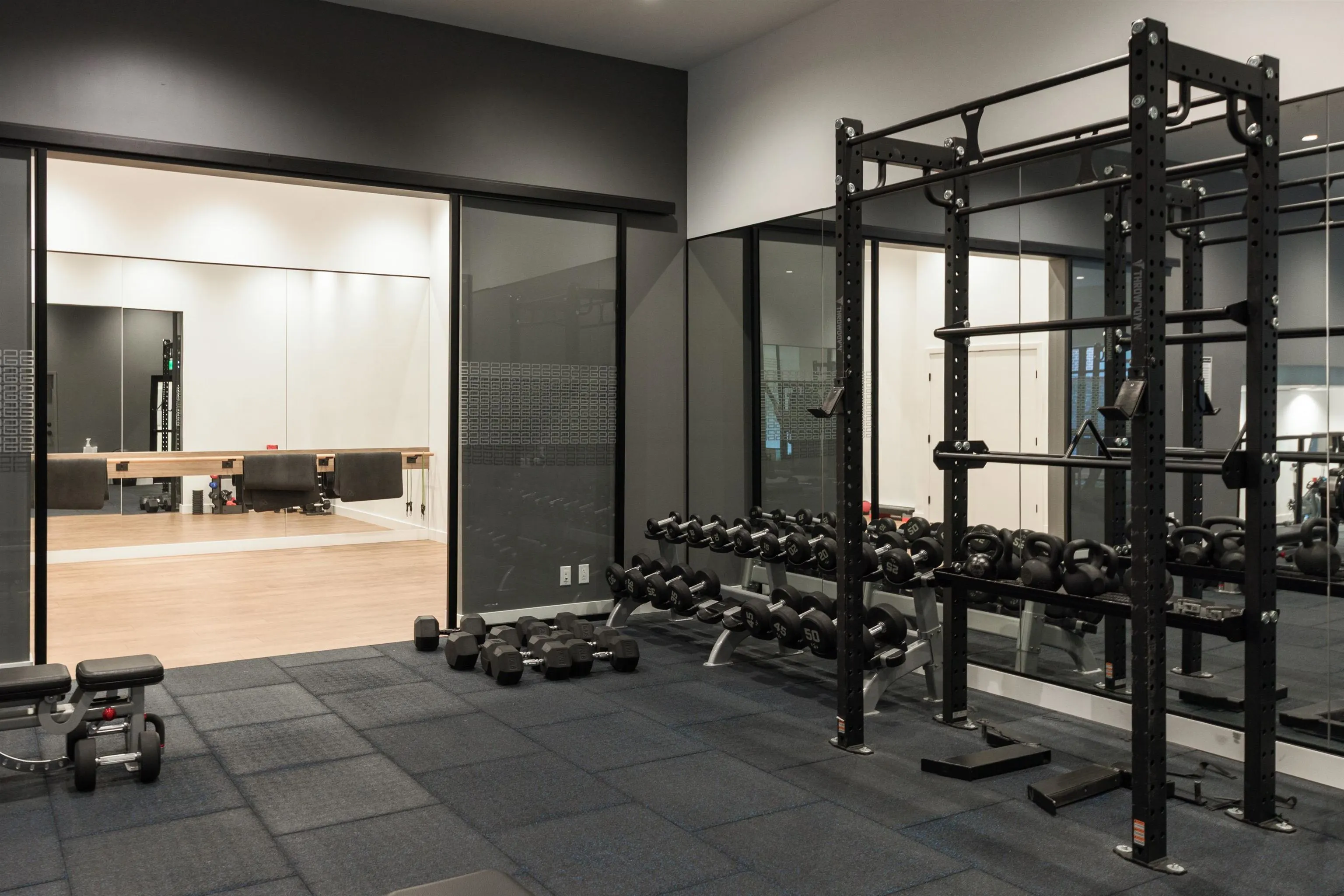 618 3131 Murray Street