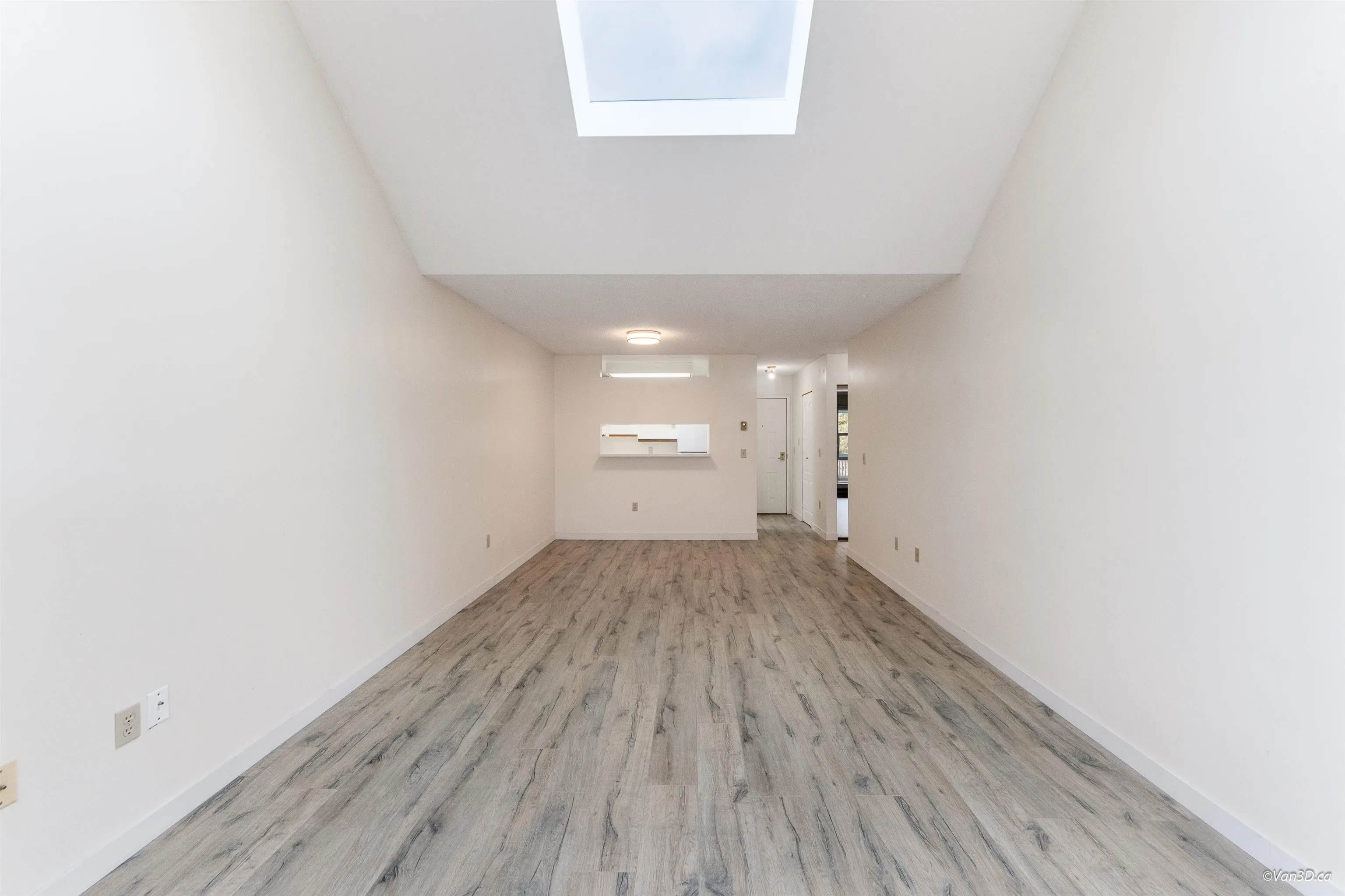 310 7580 Minoru Boulevard