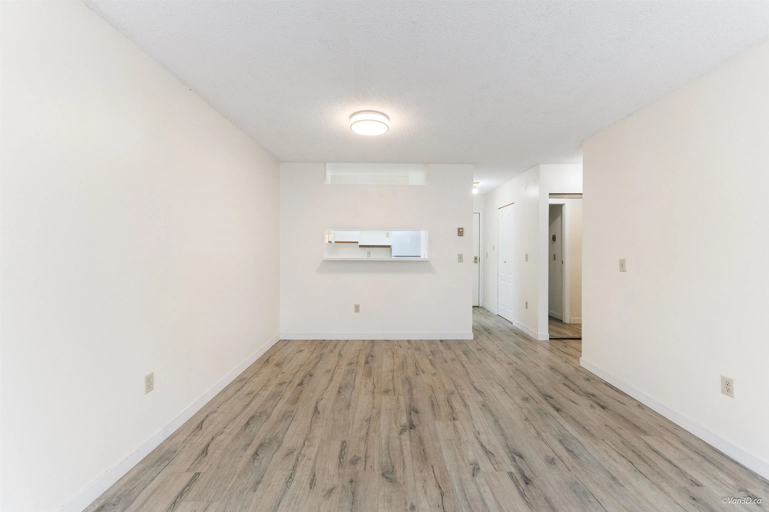 310 7580 Minoru Boulevard