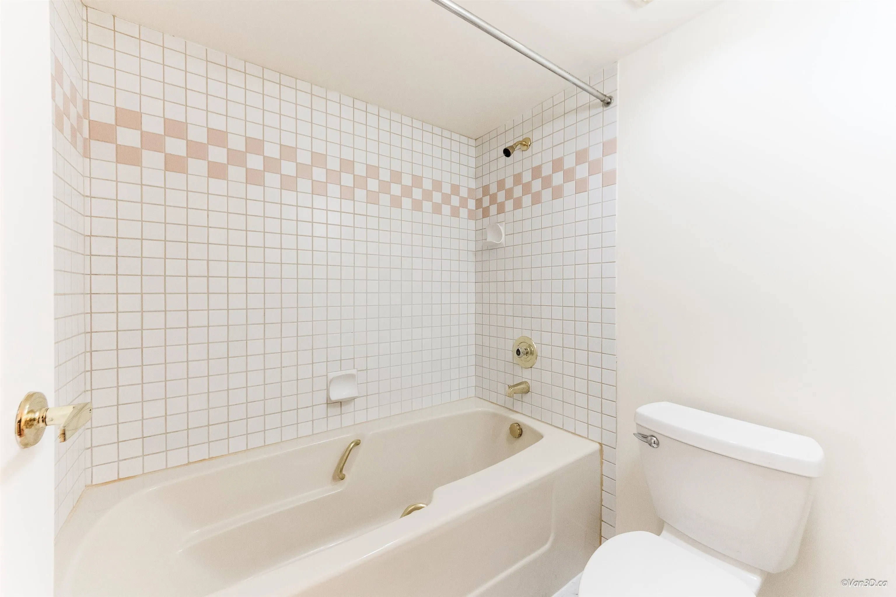 310 7580 Minoru Boulevard