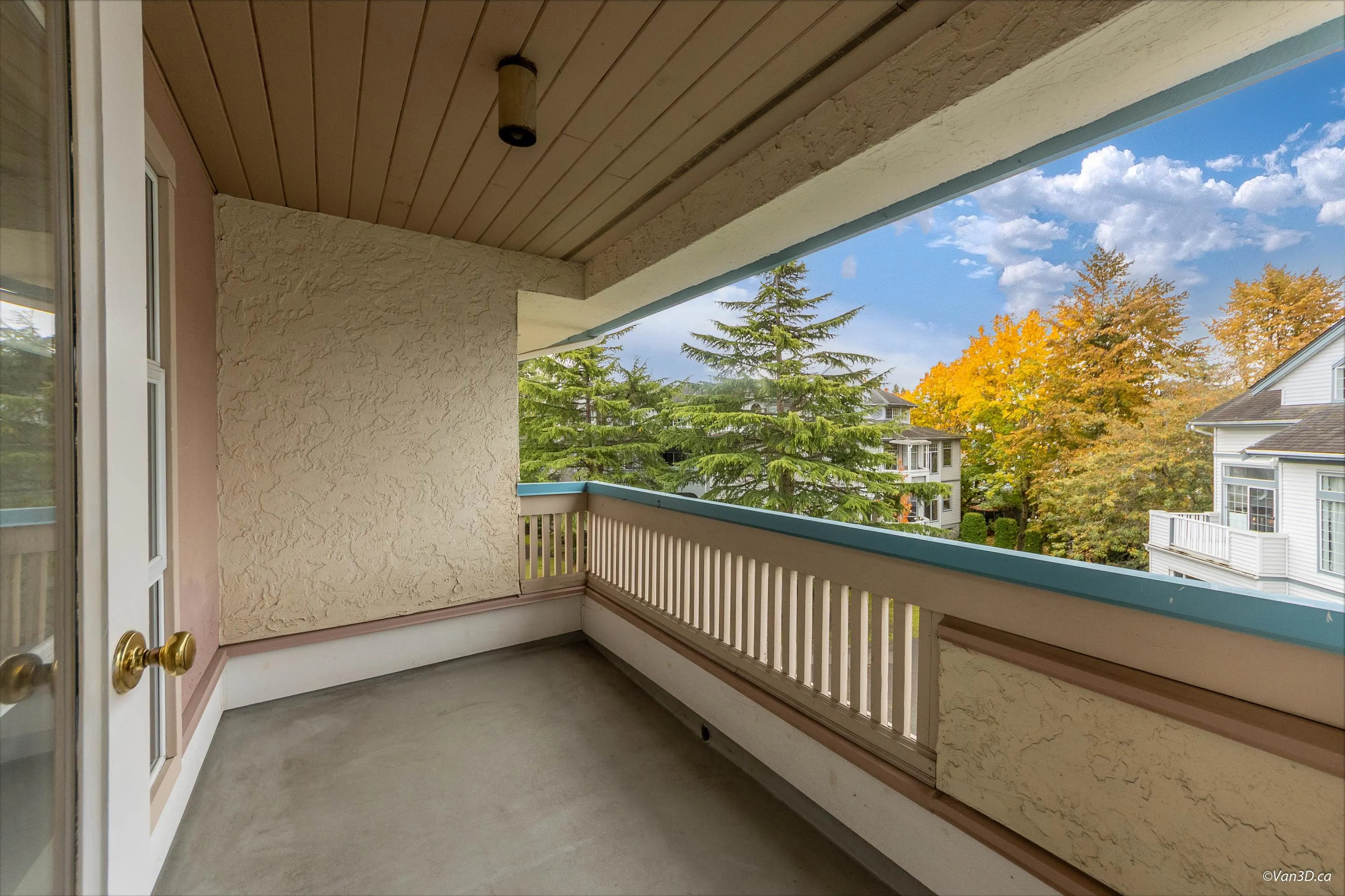 310 7580 Minoru Boulevard