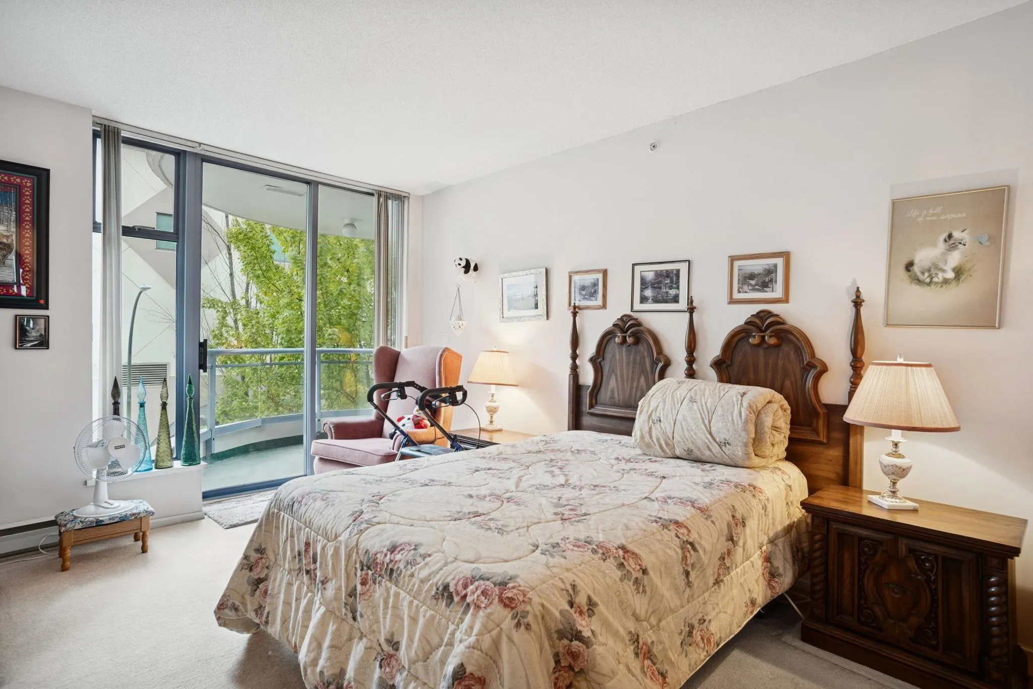 305 739 Princess Street