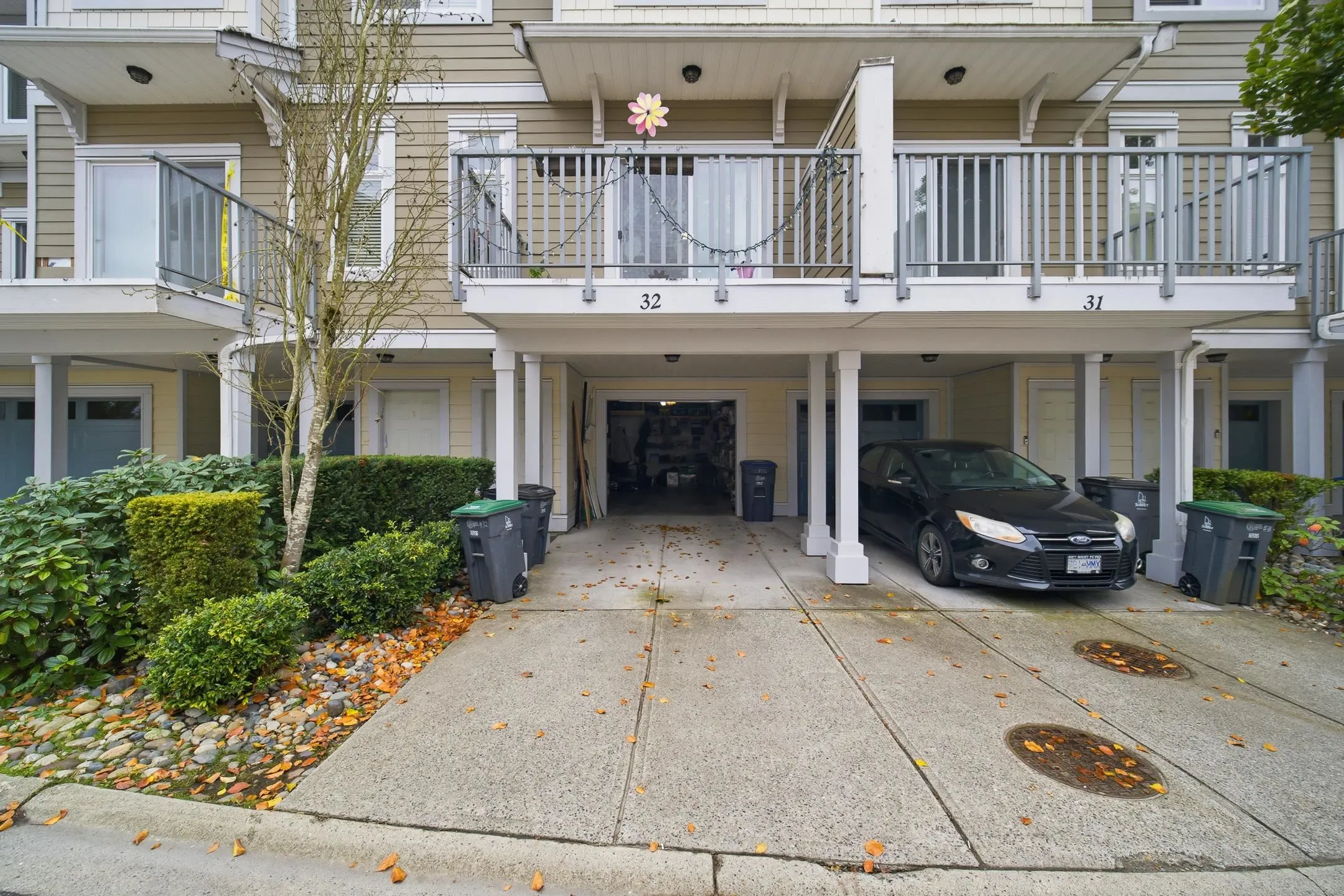 32 16355 82 Avenue