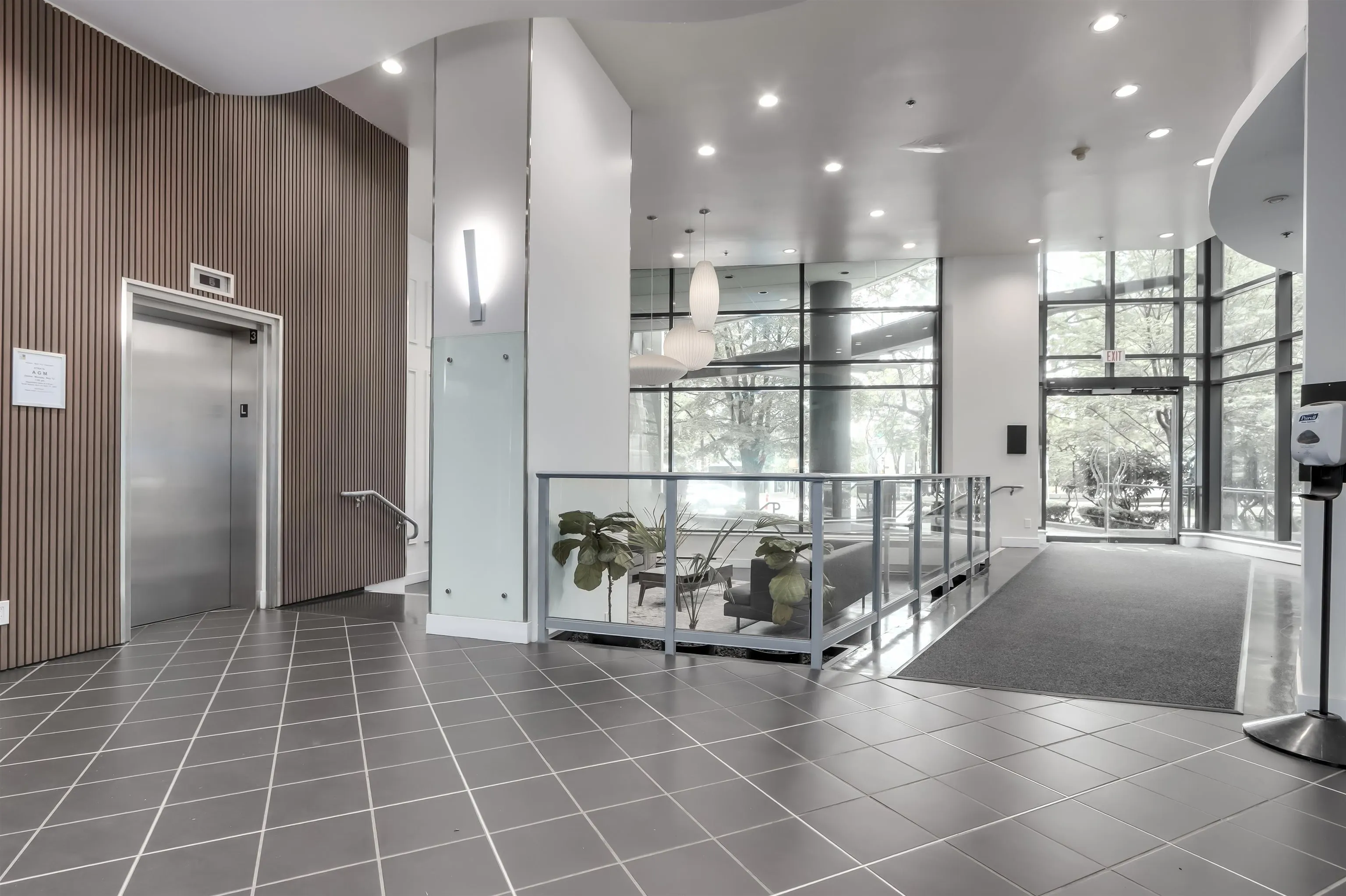 1102 501 Pacific Street