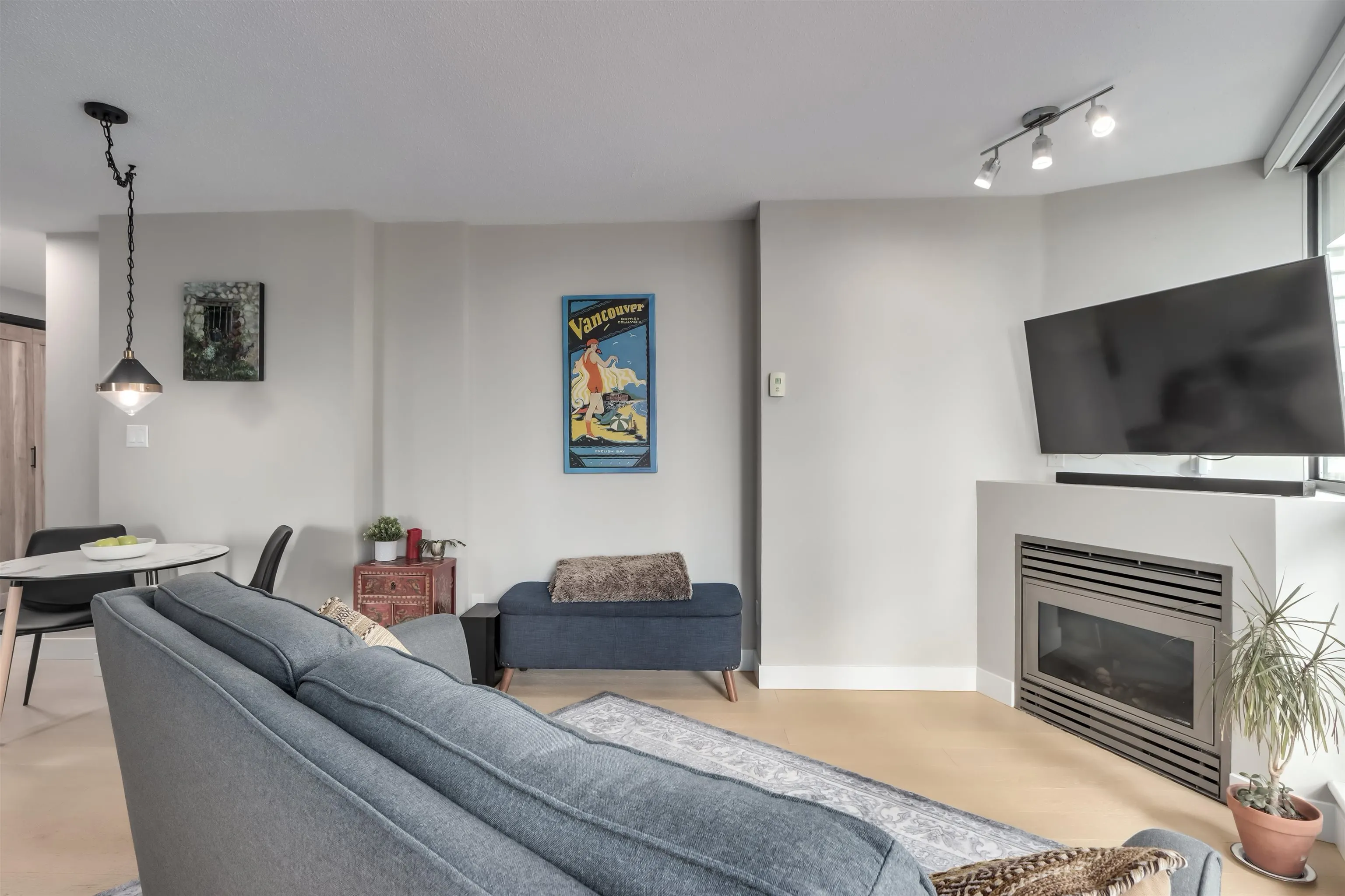 1102 501 Pacific Street