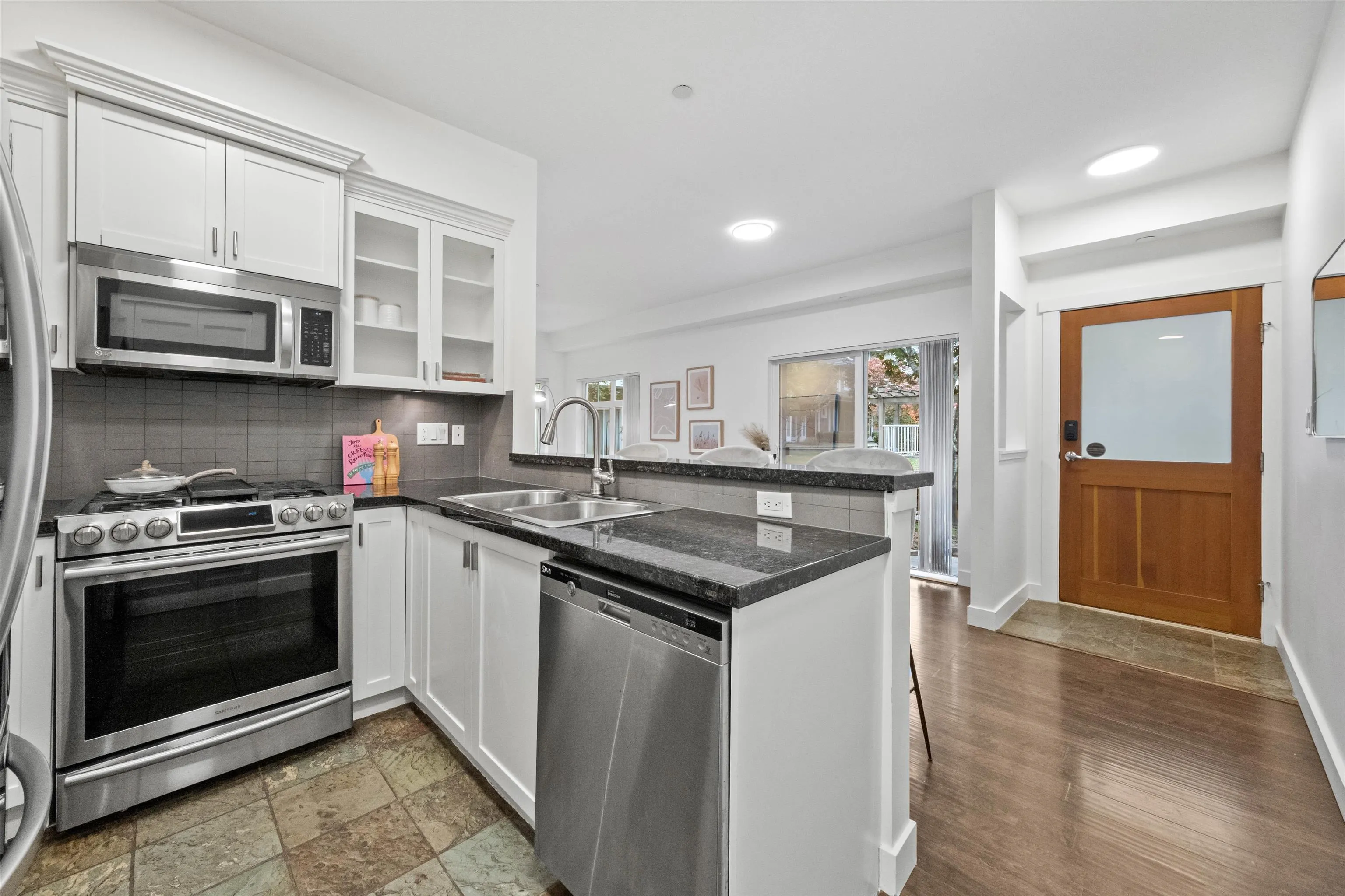 132 7388 Macpherson Avenue