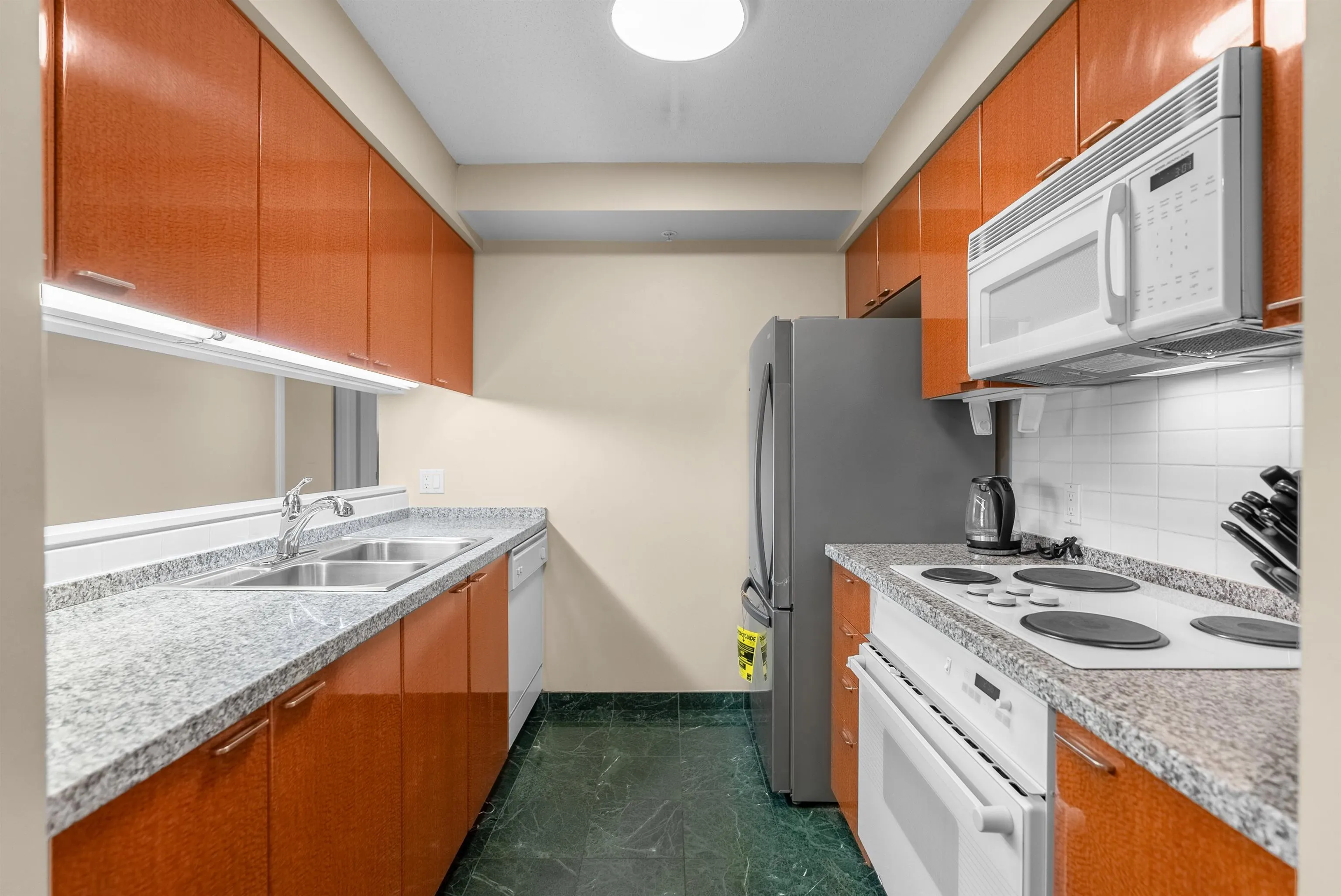 1004 1288 Alberni Street