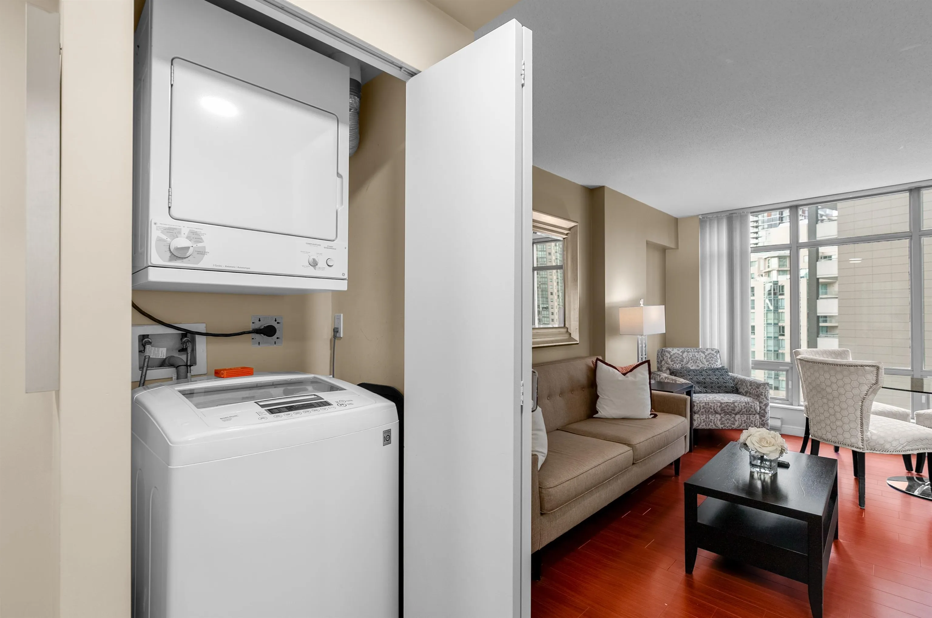 1004 1288 Alberni Street