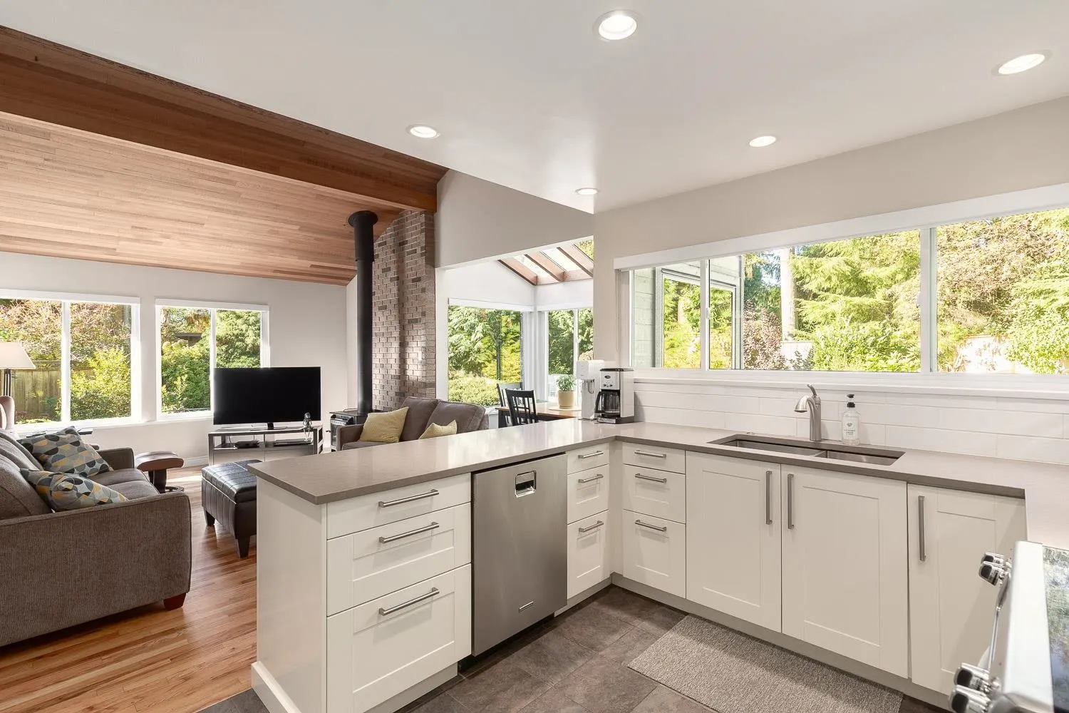 4132 Virginia Crescent
