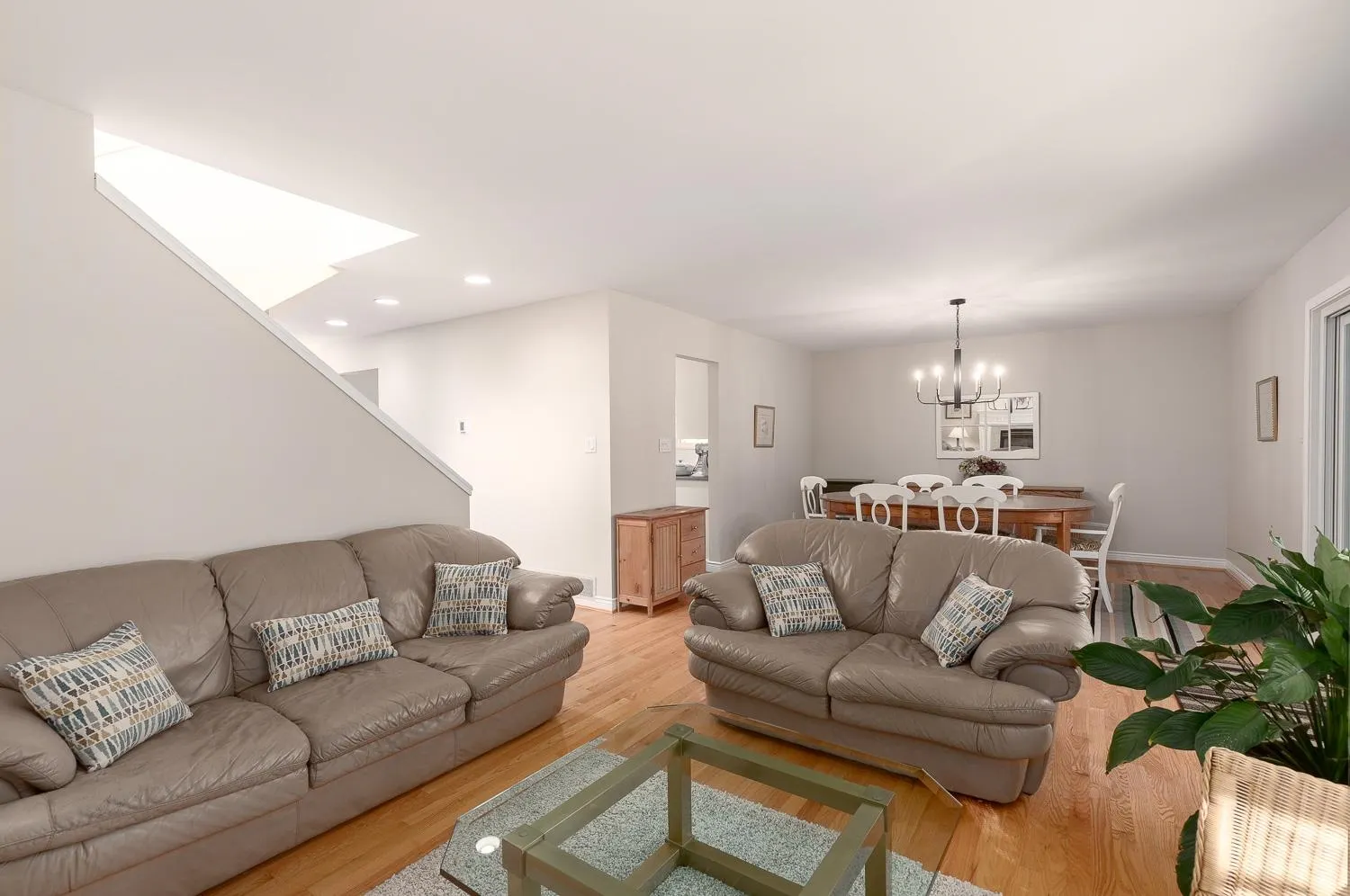 4132 Virginia Crescent