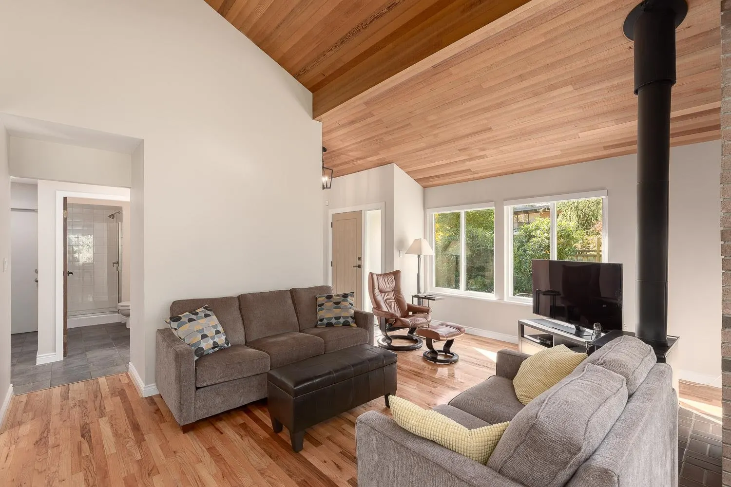 4132 Virginia Crescent
