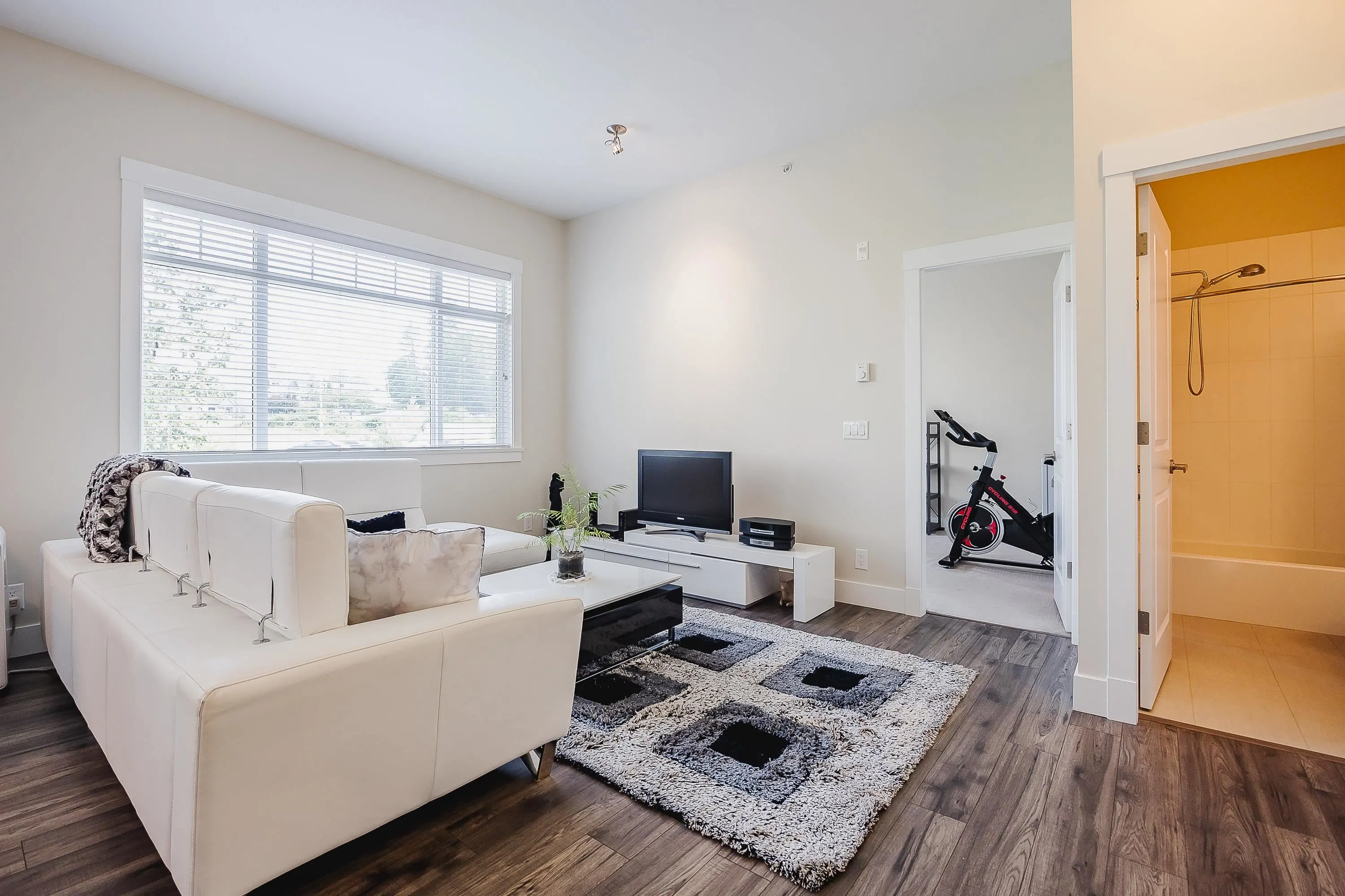 409 22327 River Road