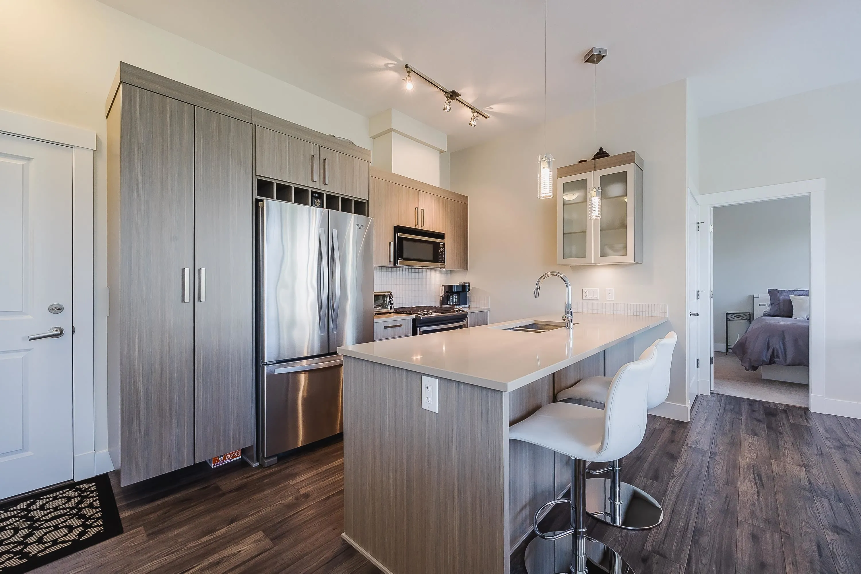 409 22327 River Road