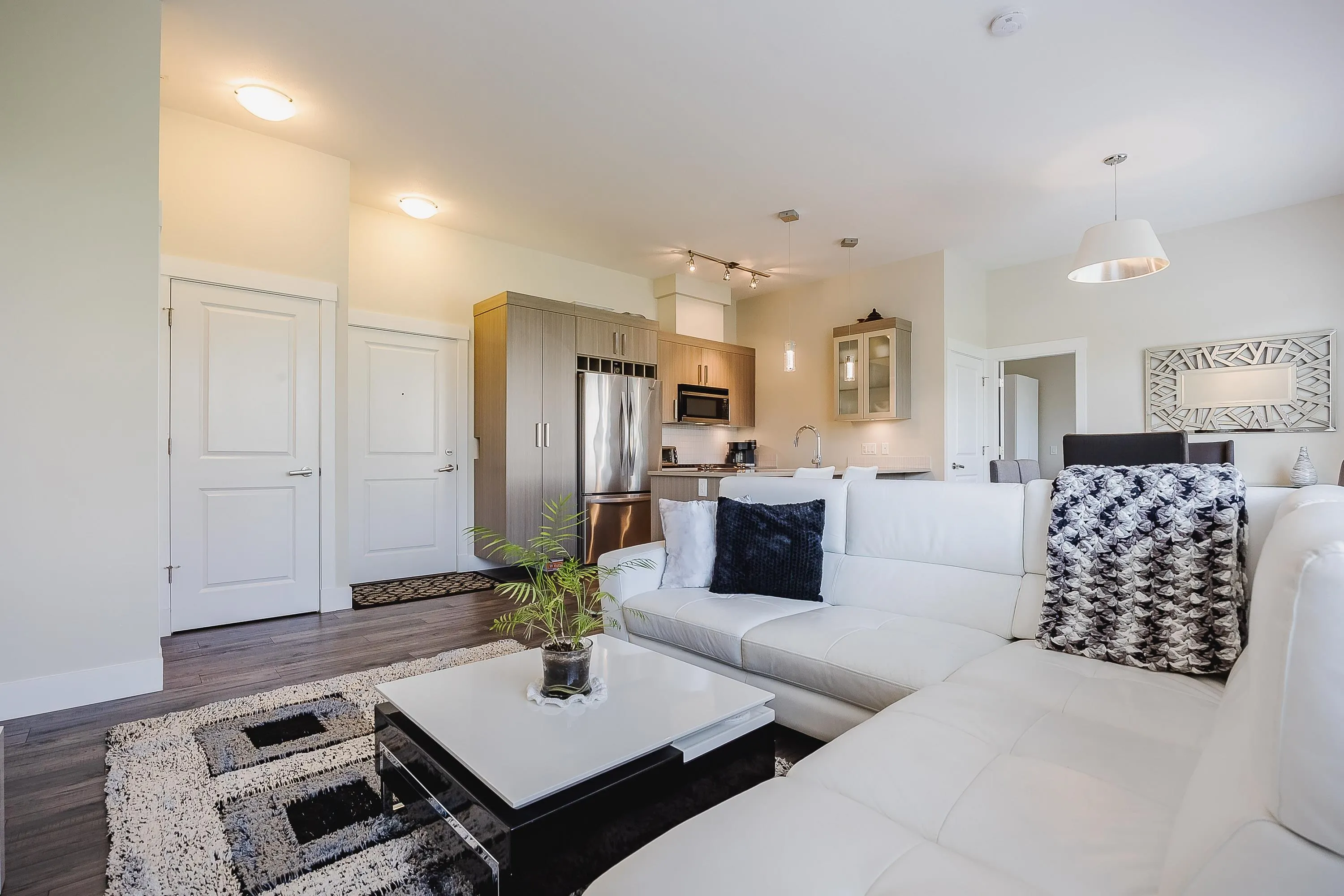 409 22327 River Road