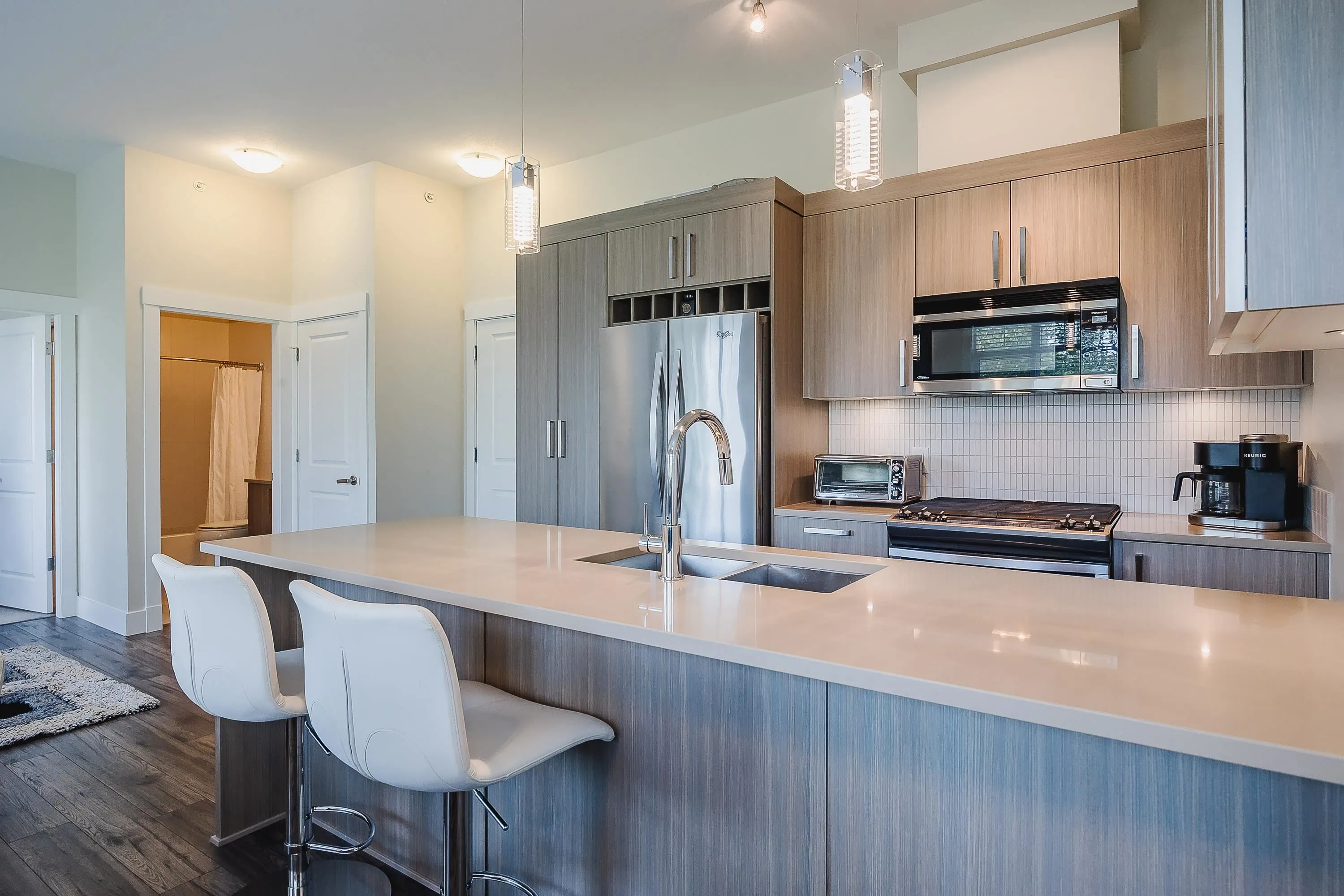 409 22327 River Road