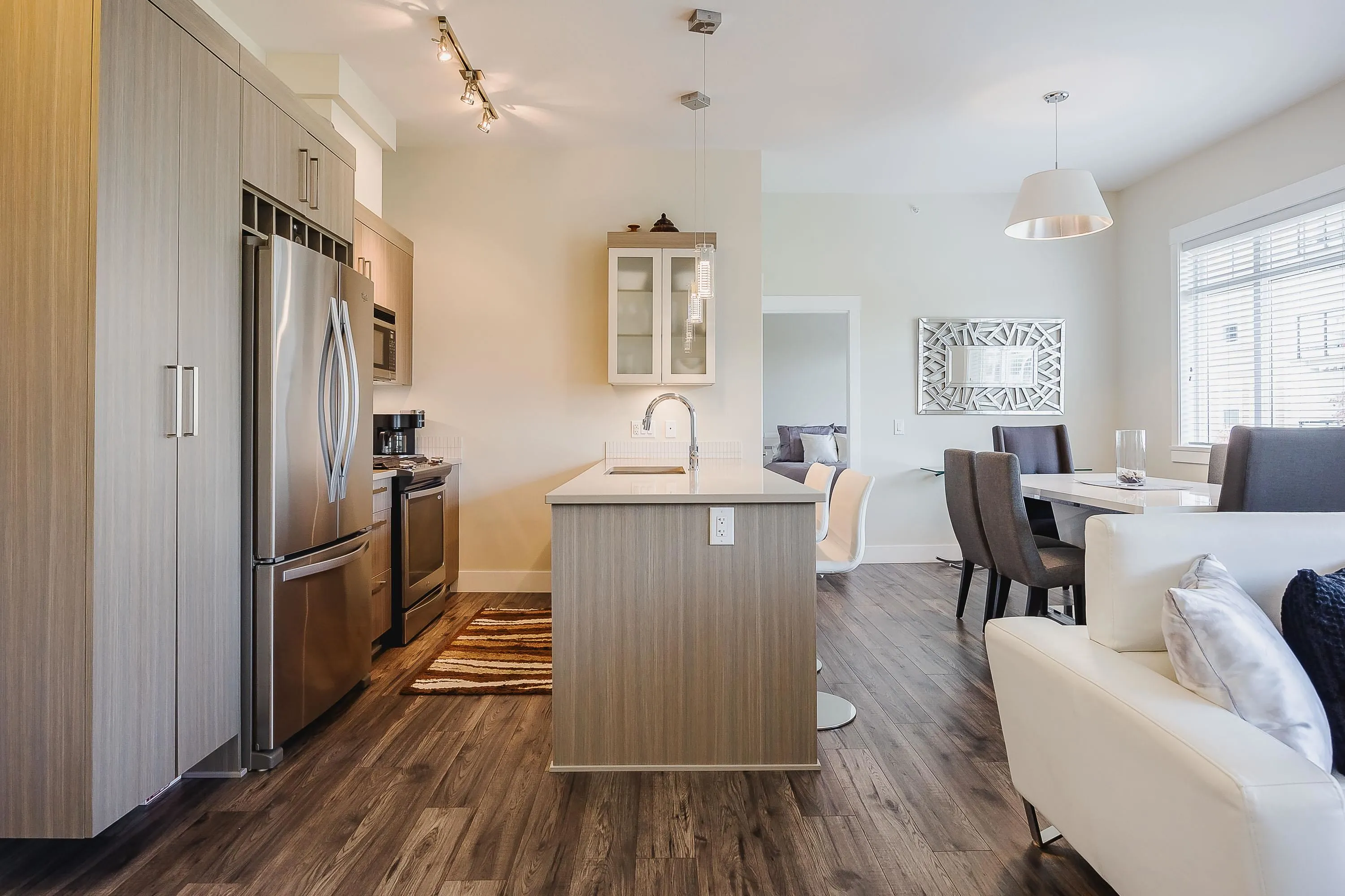 409 22327 River Road