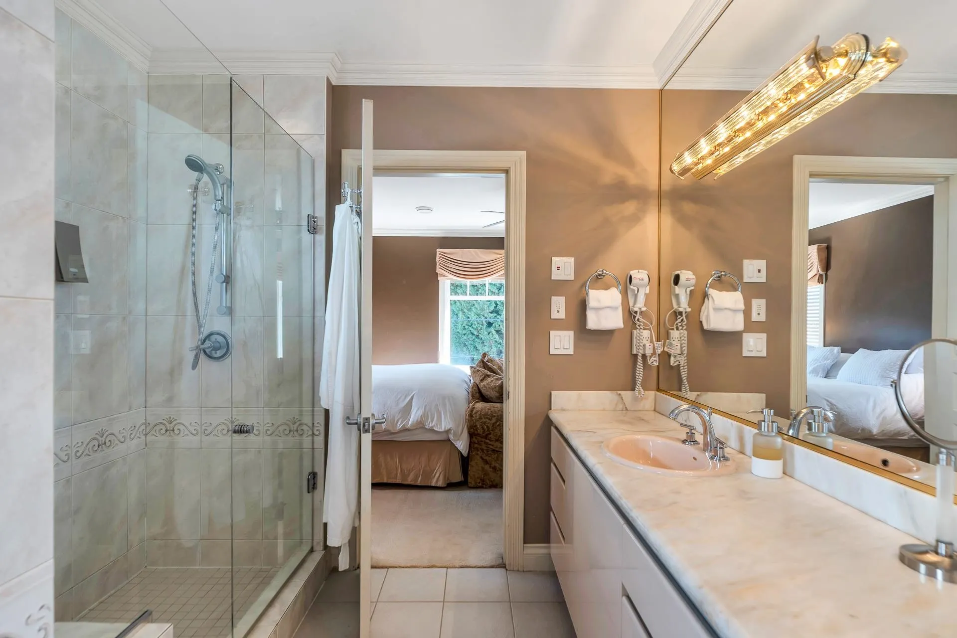 5062 Granville Street