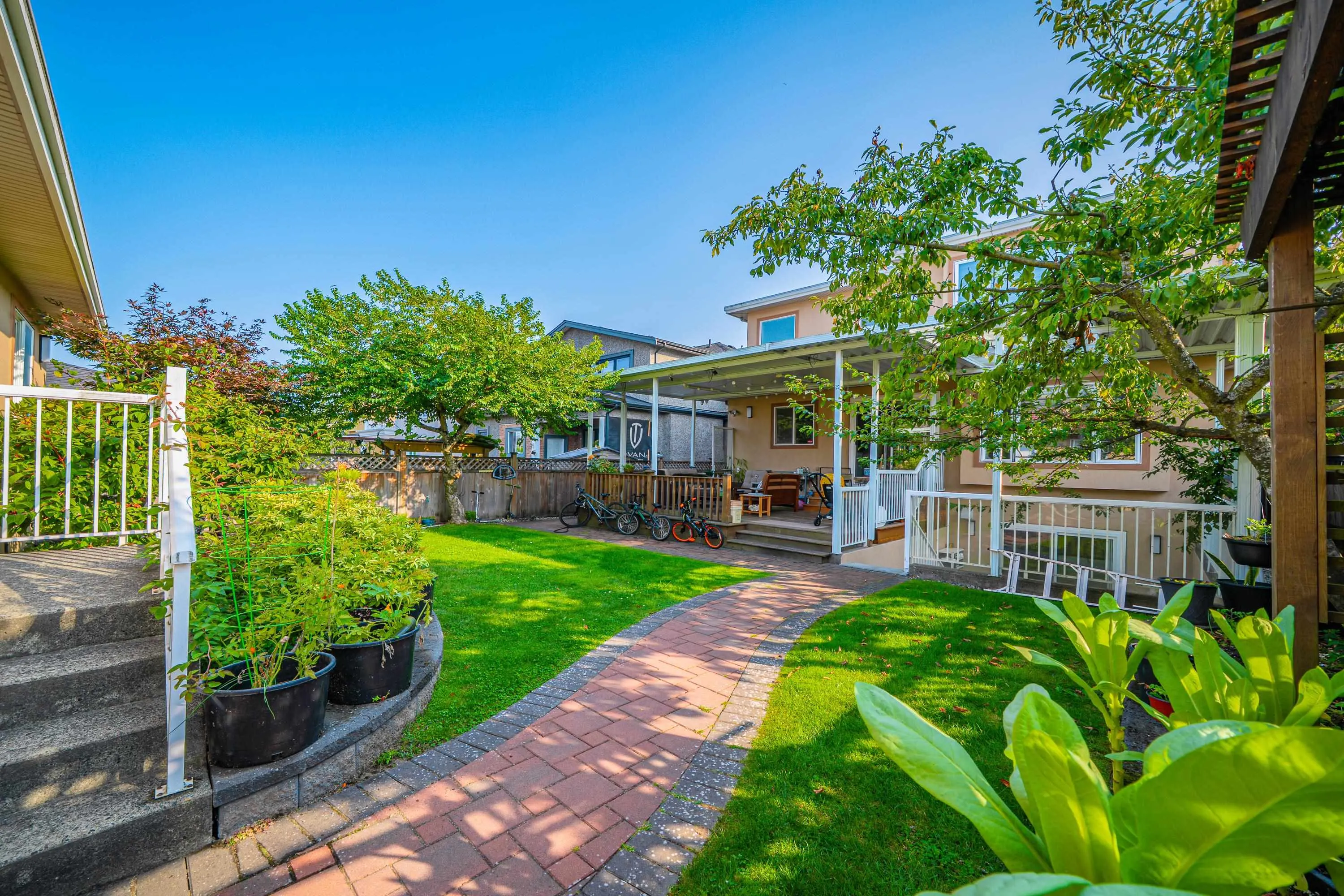 763 W 64th Avenue