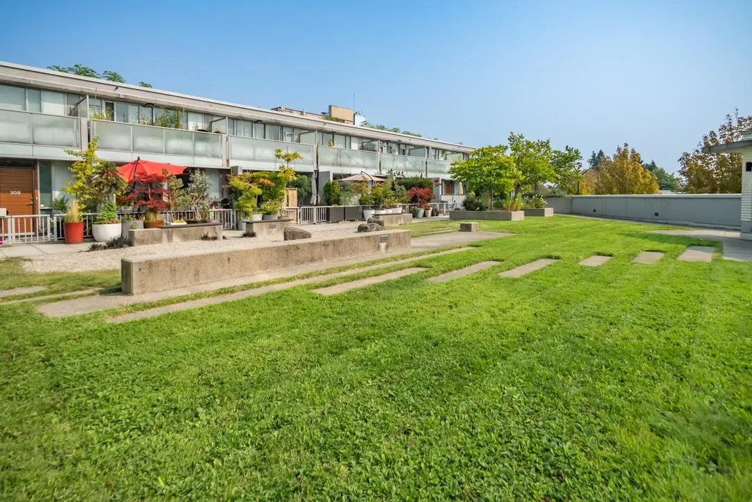 403 2770 Sophia Street