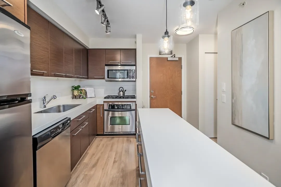 403 2770 Sophia Street