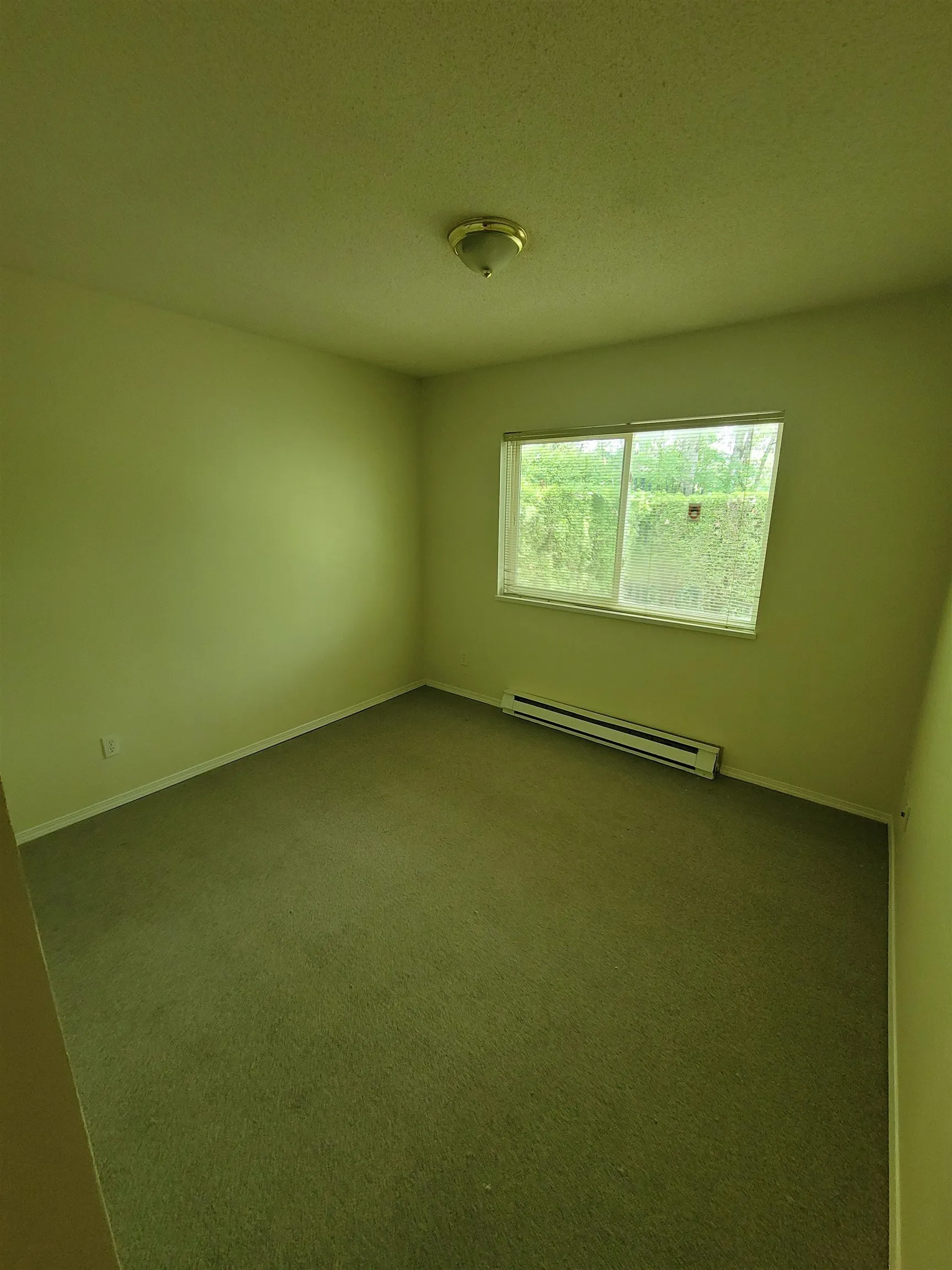 1 13670 84 Street