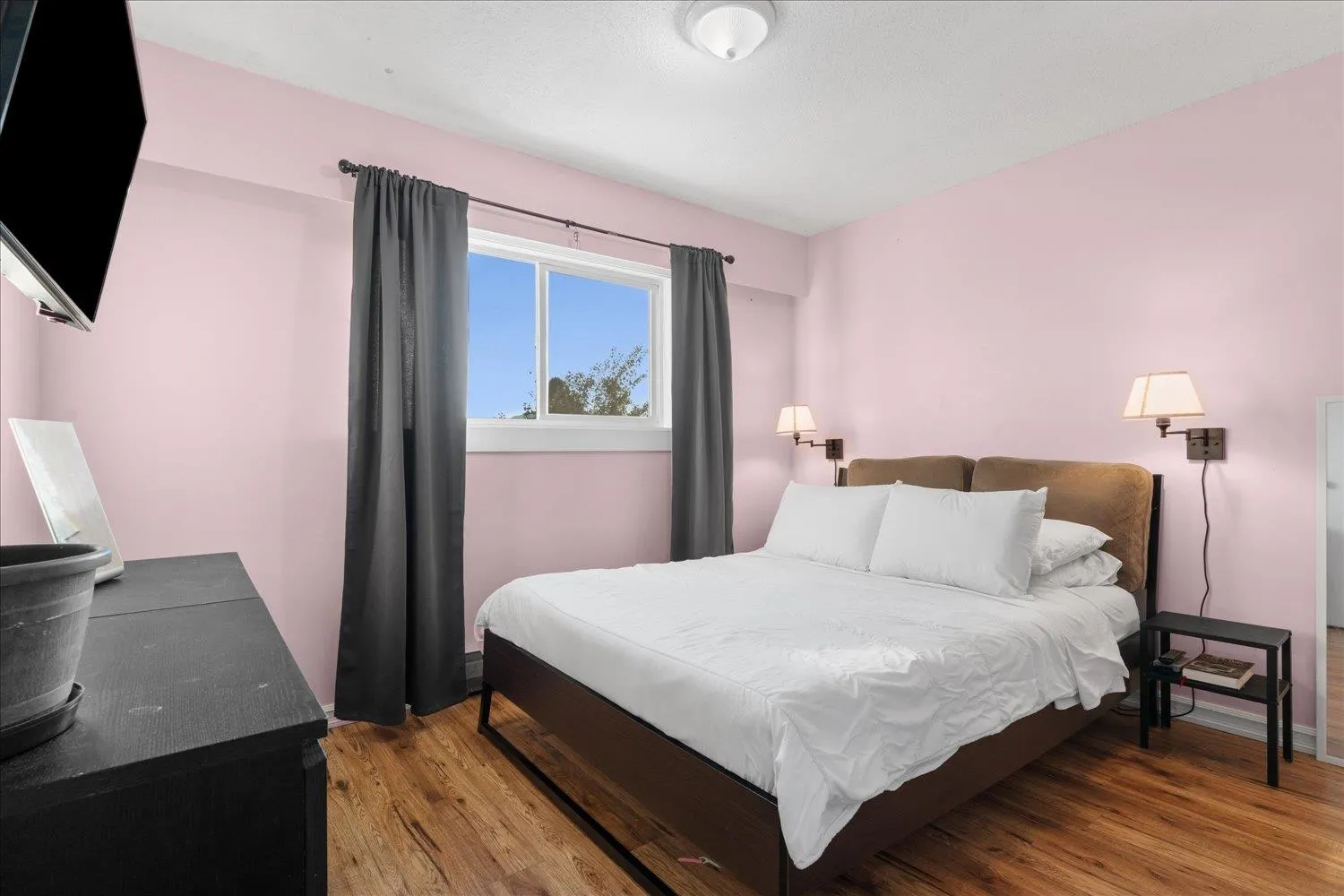 10 9473 Hazel Street