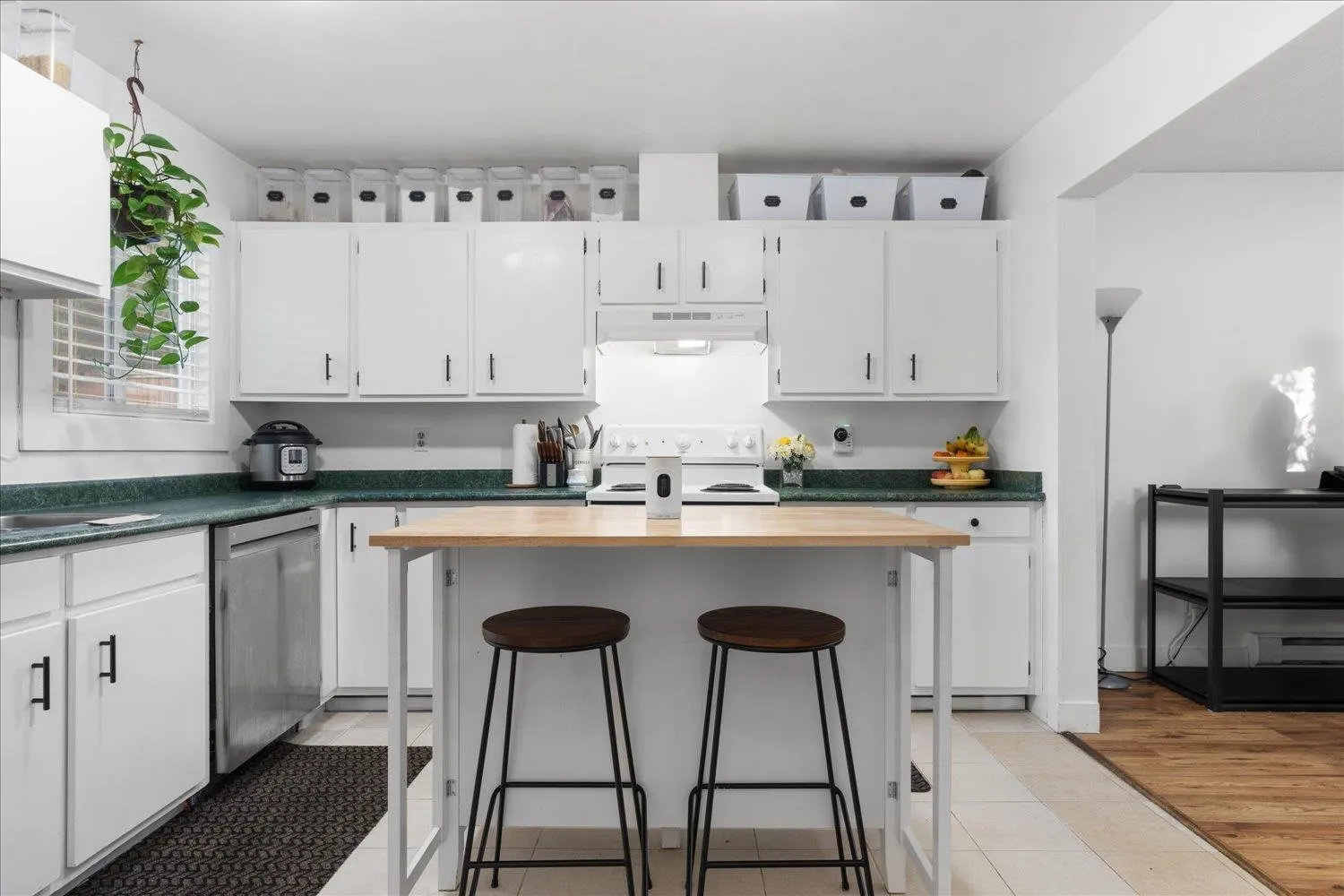 10 9473 Hazel Street