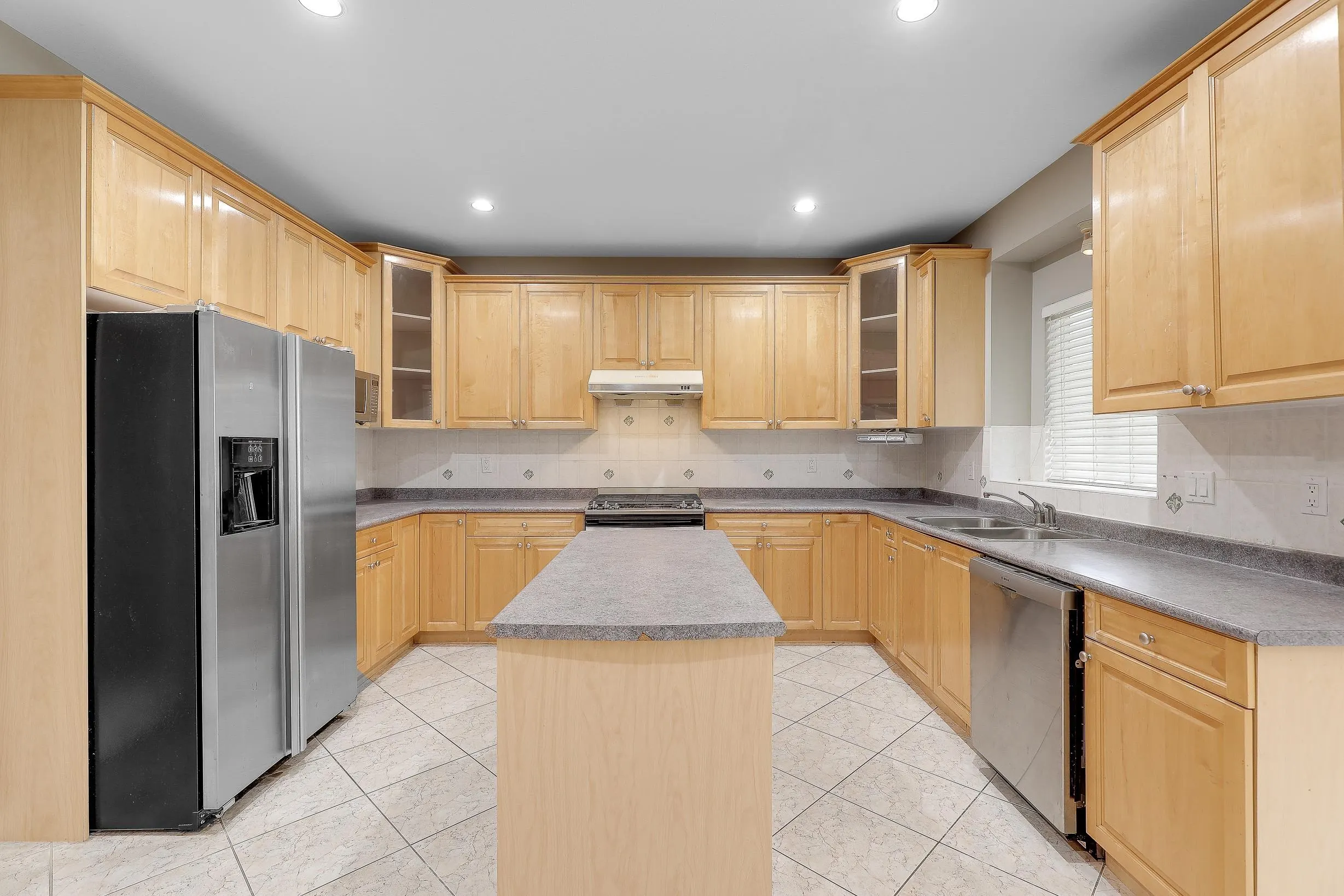 8333 146th Street