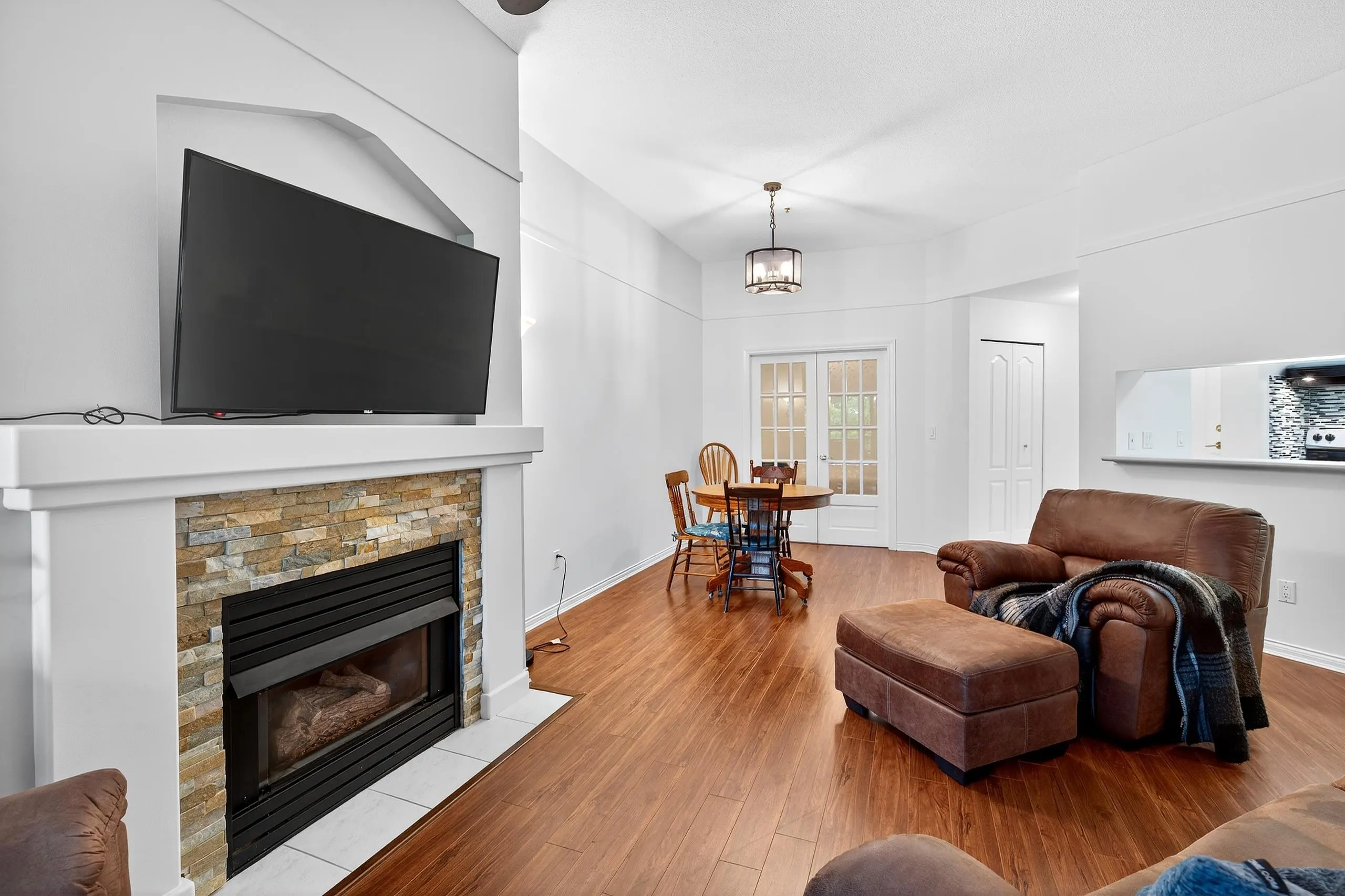 322 19528 Fraser Highway