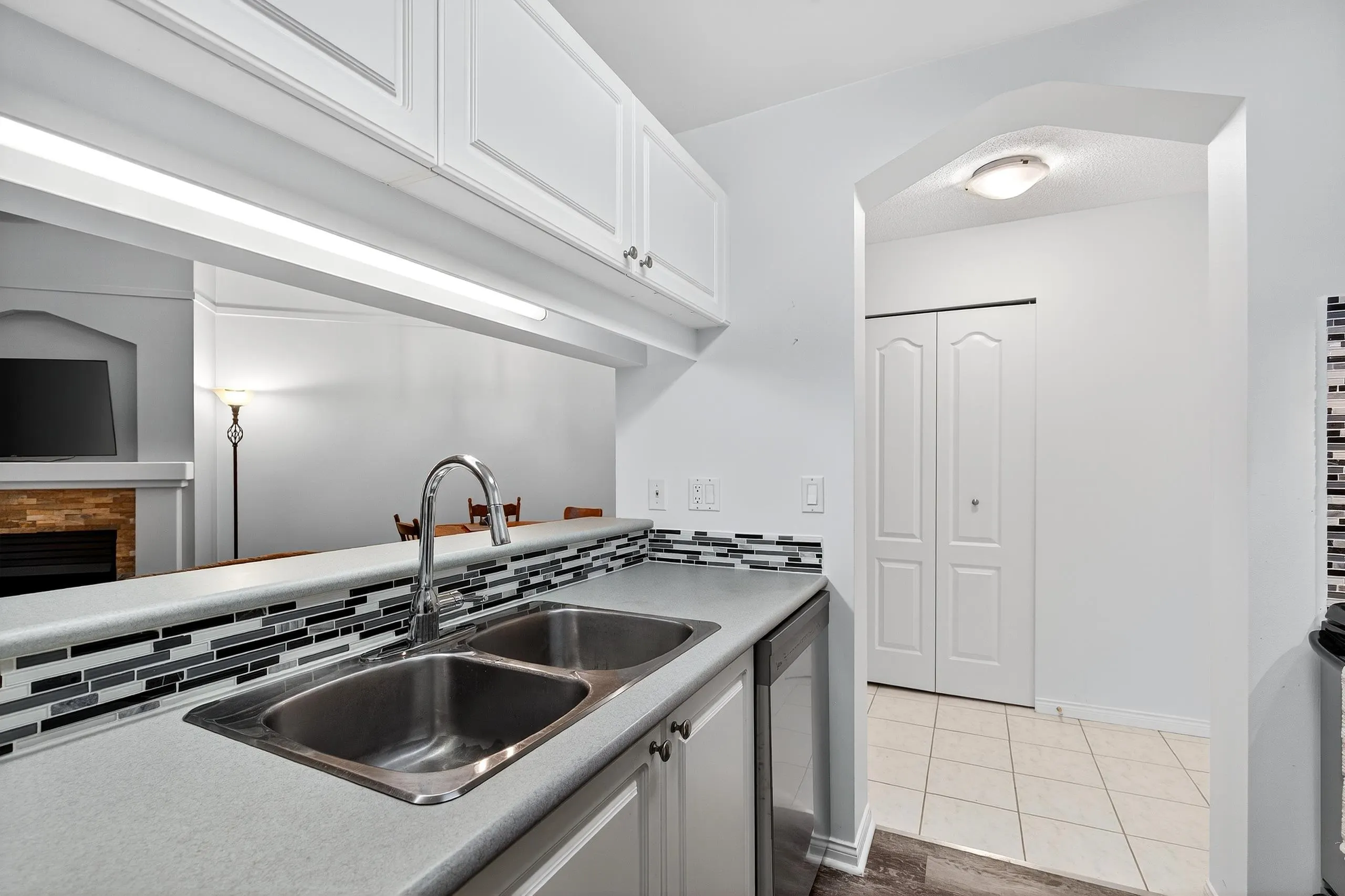 322 19528 Fraser Highway