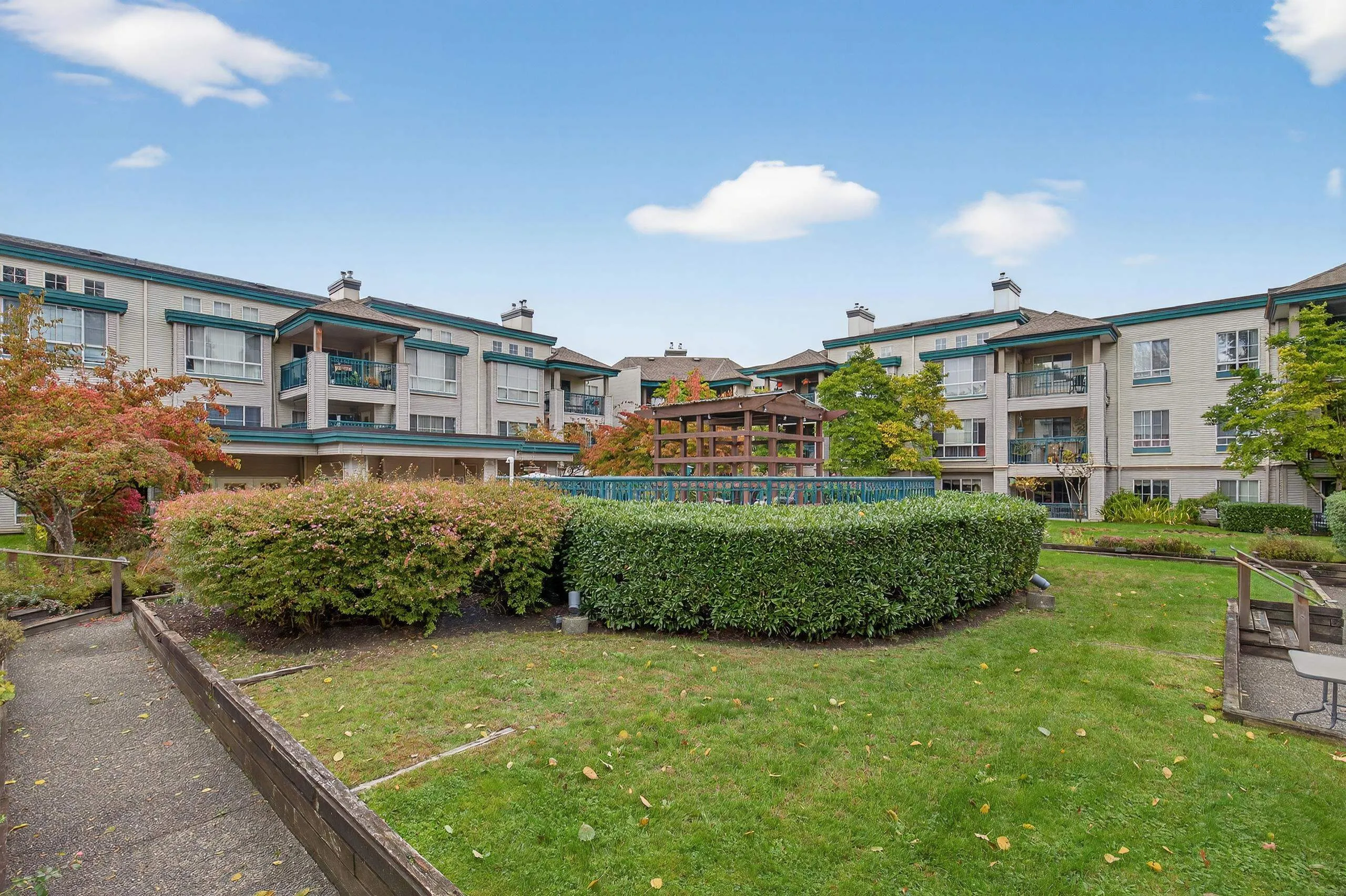 322 19528 Fraser Highway