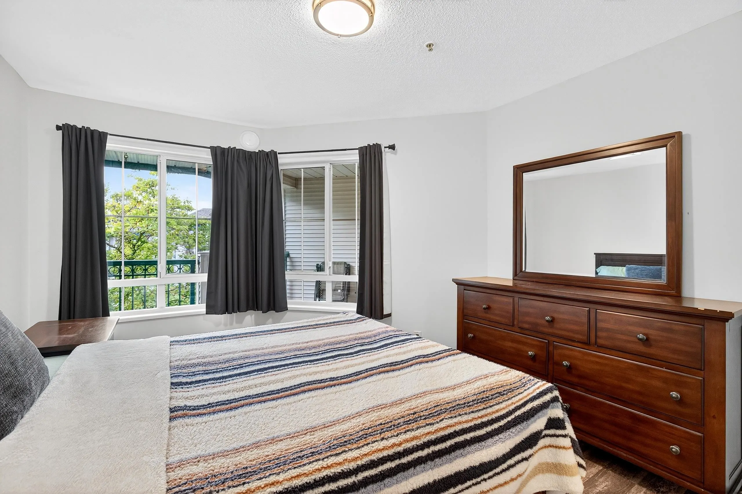 322 19528 Fraser Highway