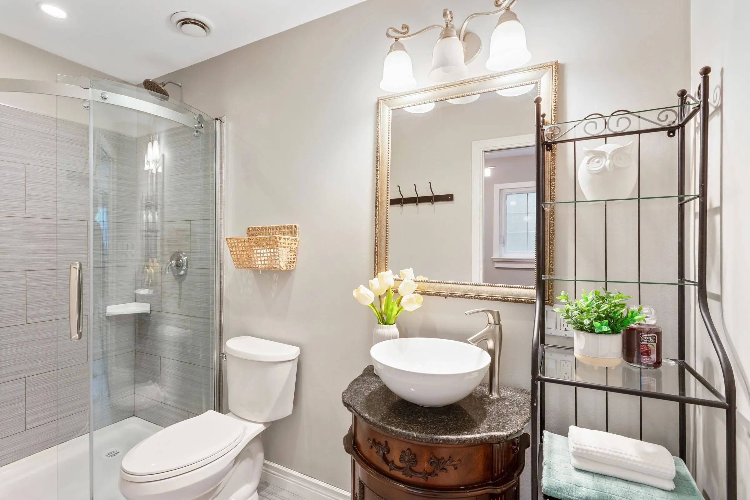 733 Kingfisher Place