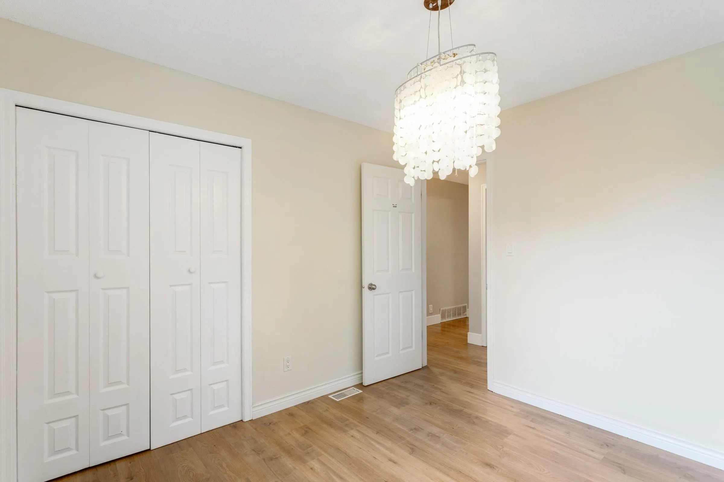 733 Kingfisher Place