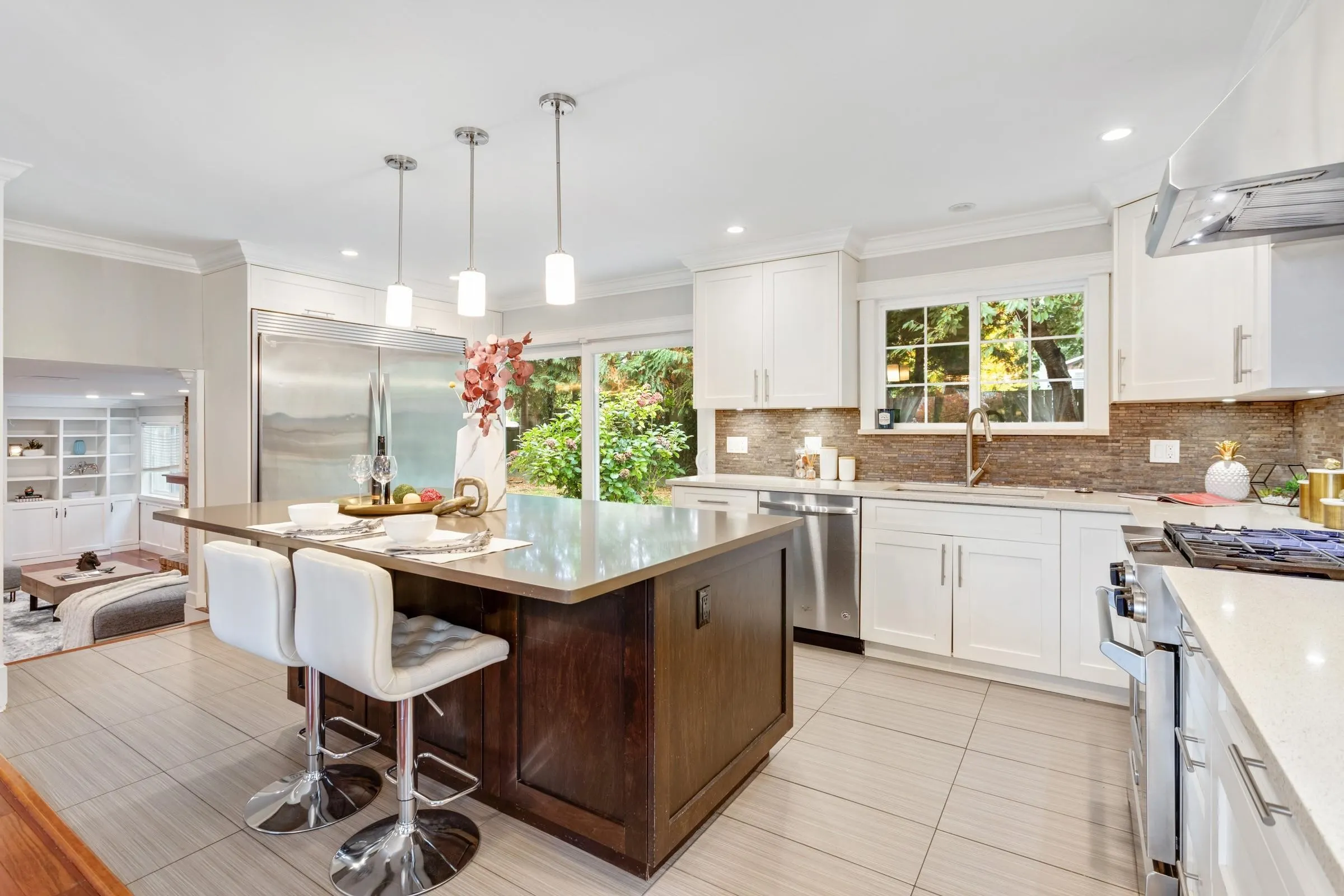 733 Kingfisher Place